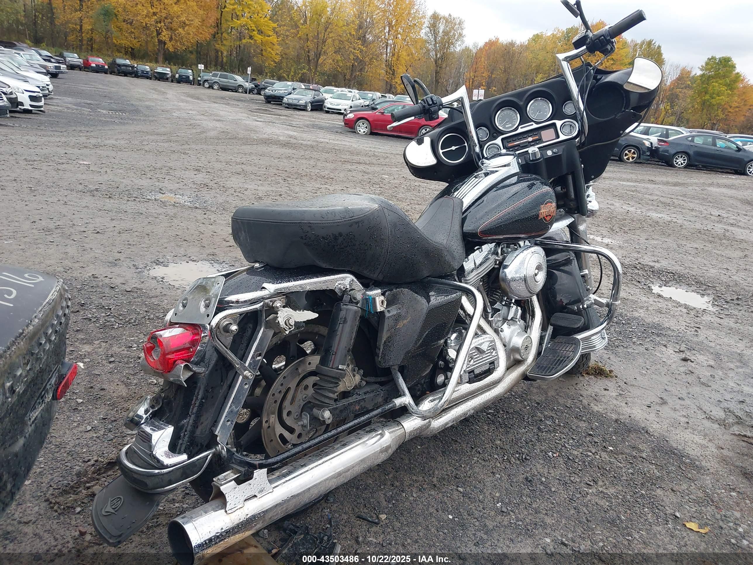 HARLEY-DAVIDSON FLHT image 4