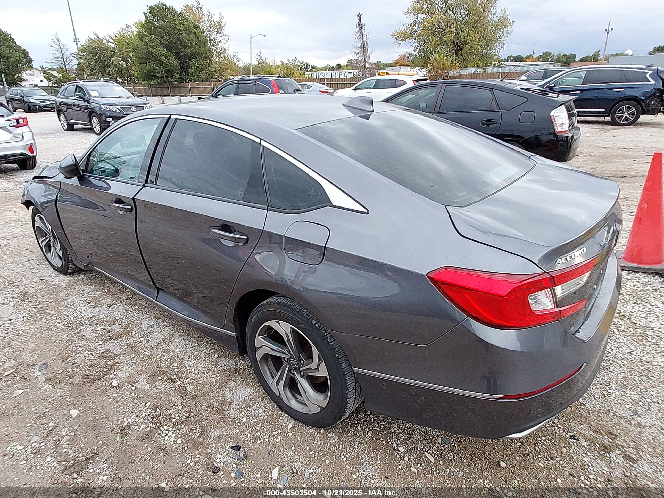 HONDA ACCORD image 3