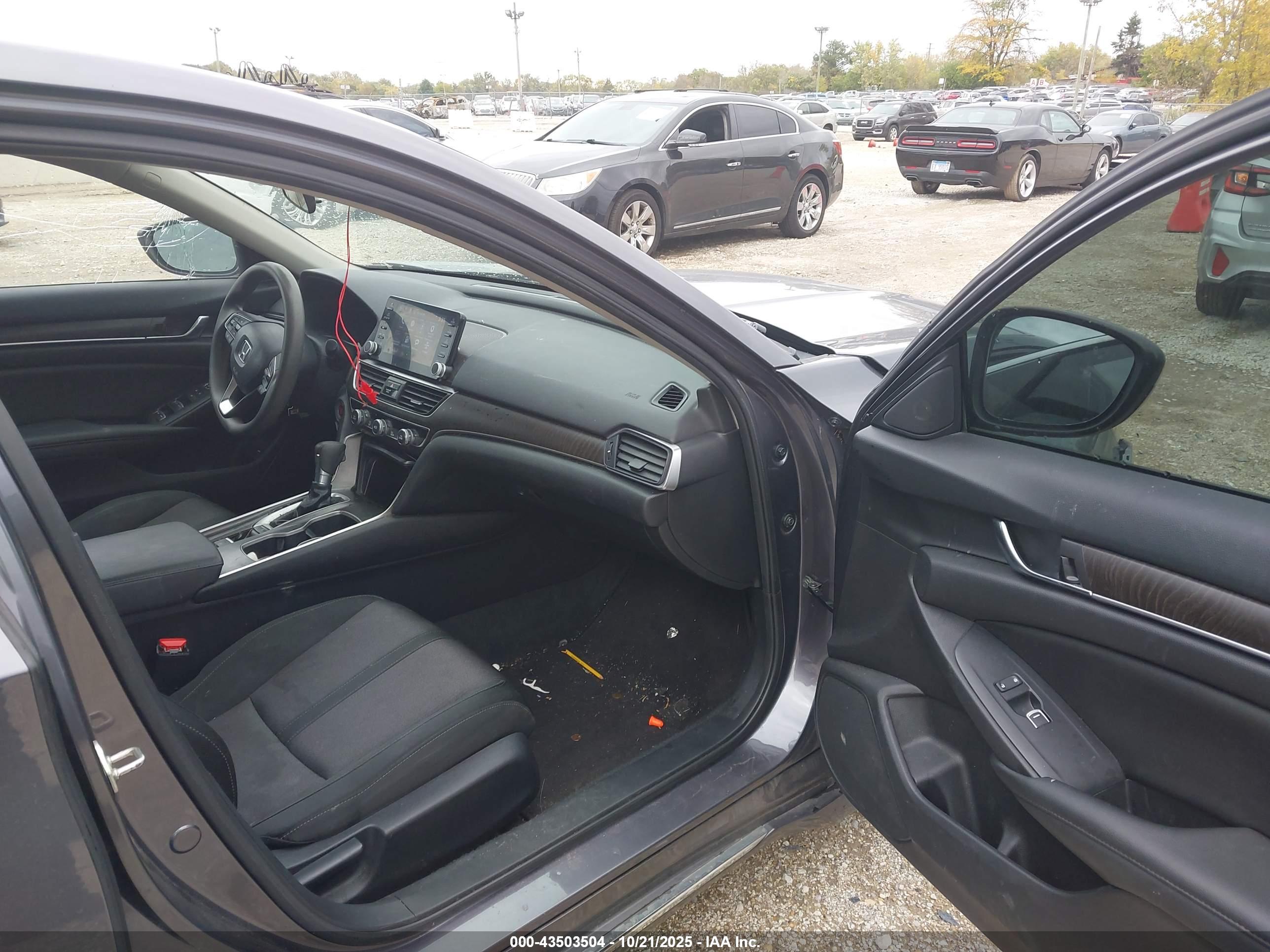 HONDA ACCORD image 5