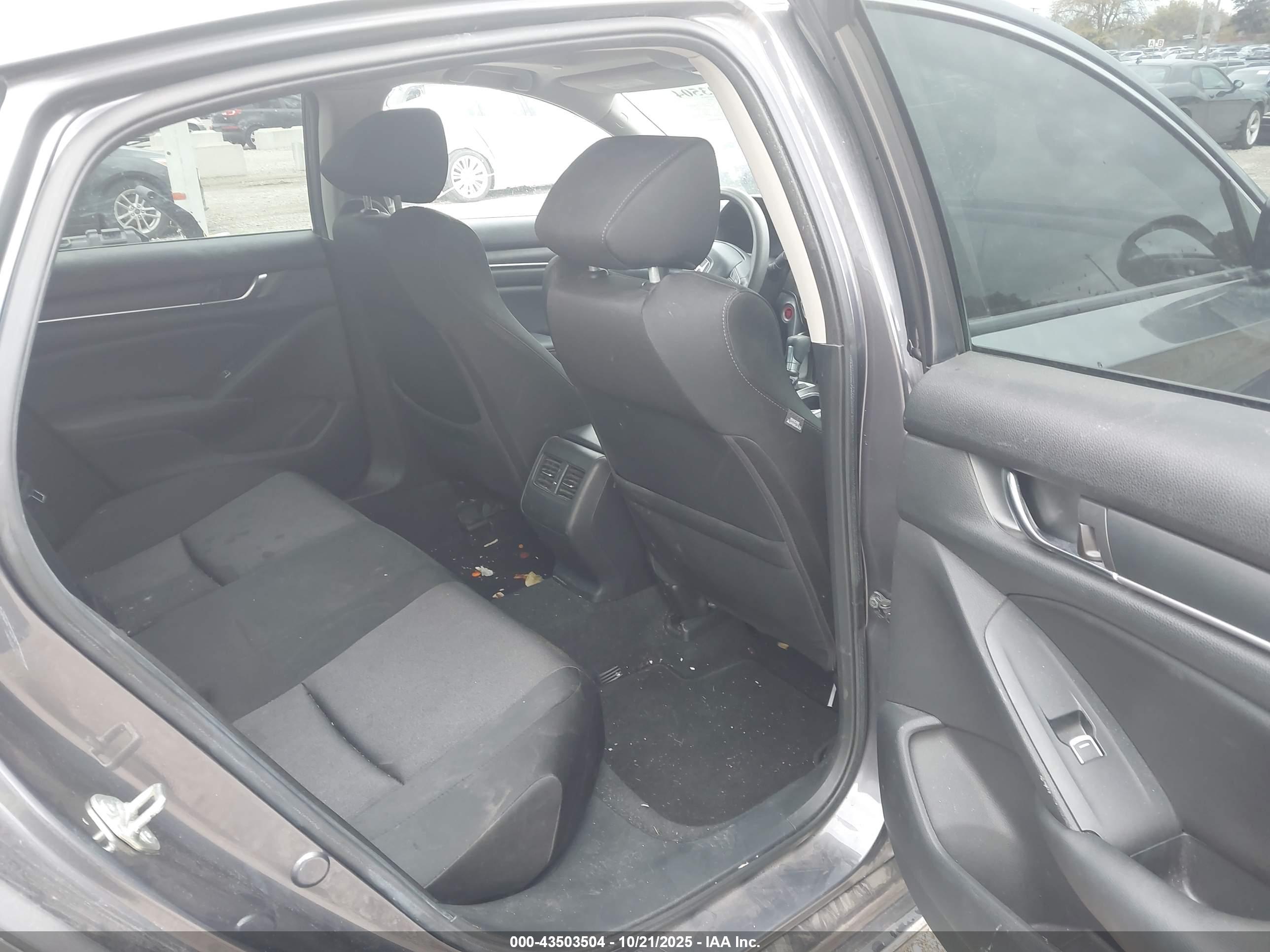 HONDA ACCORD image 8