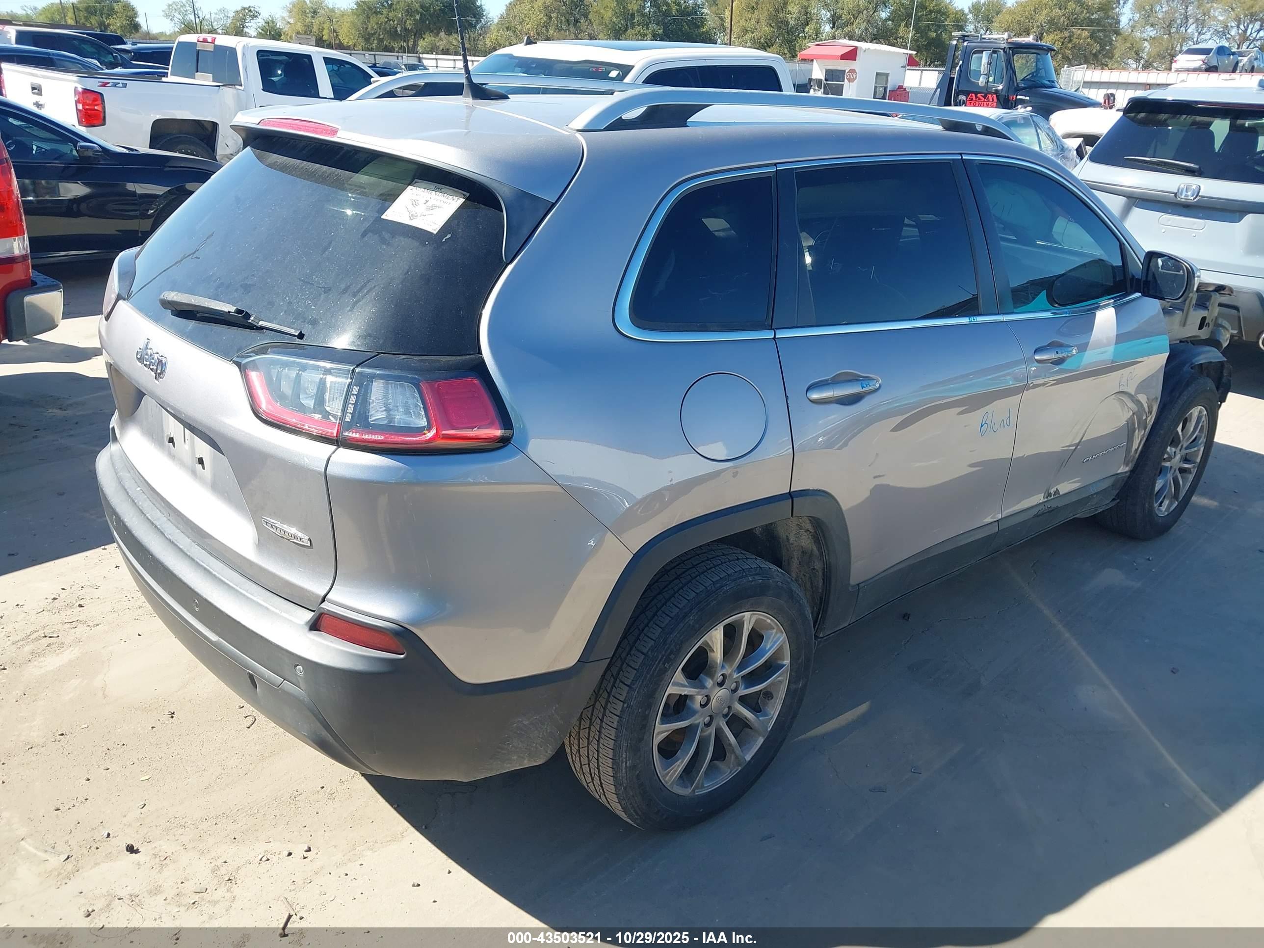 JEEP CHEROKEE image 4