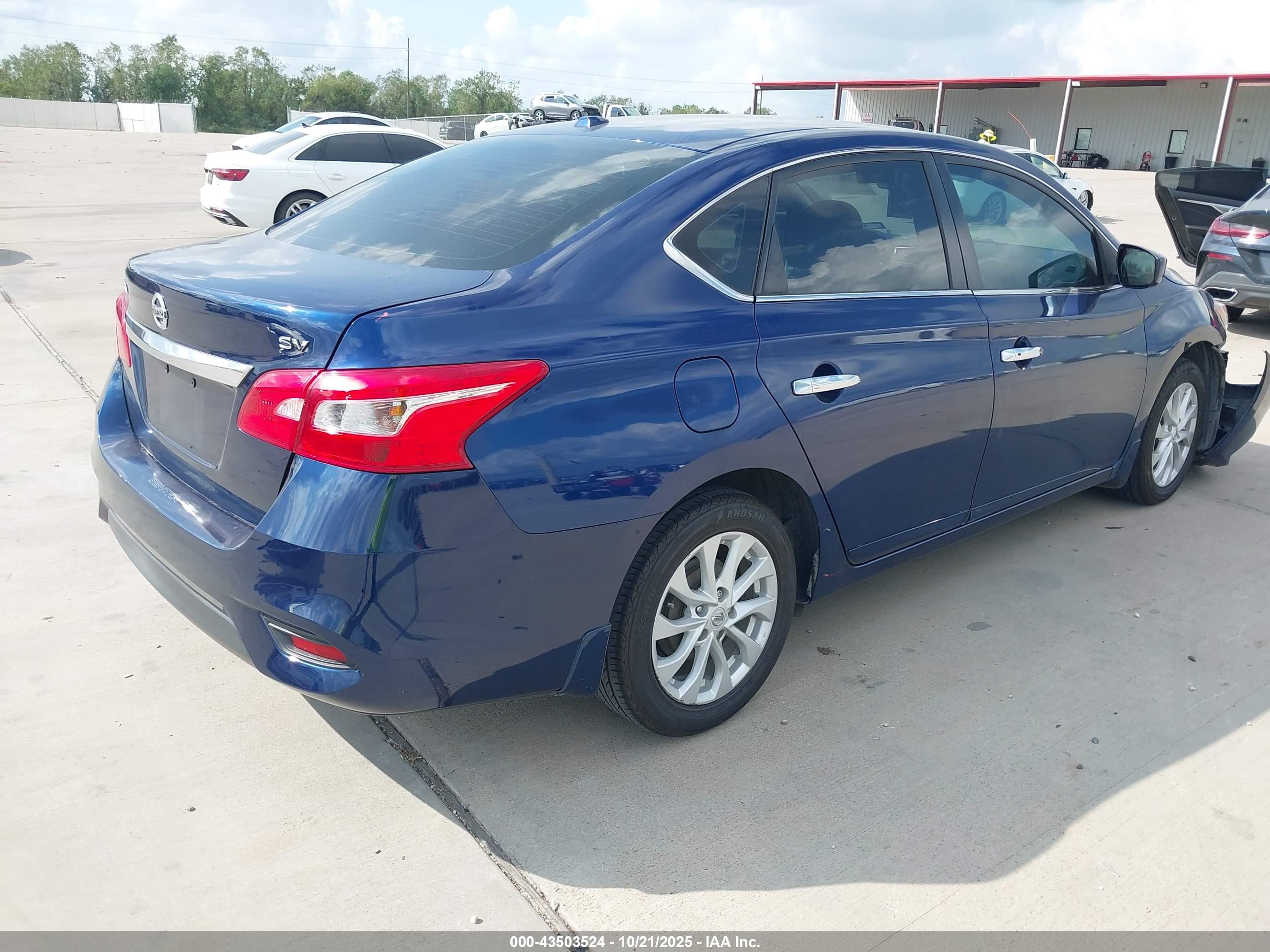 NISSAN SENTRA image 4