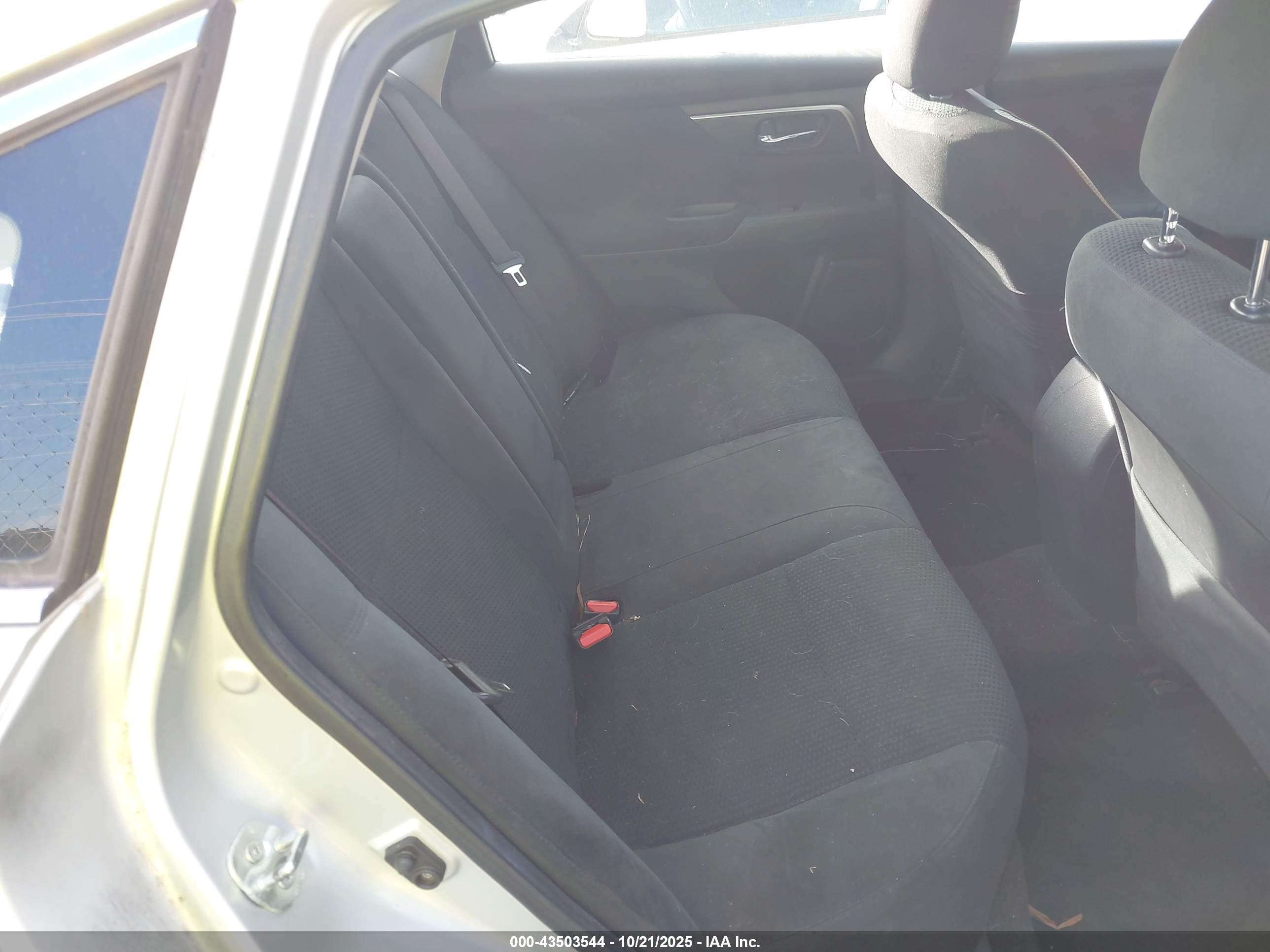 NISSAN ALTIMA image 8