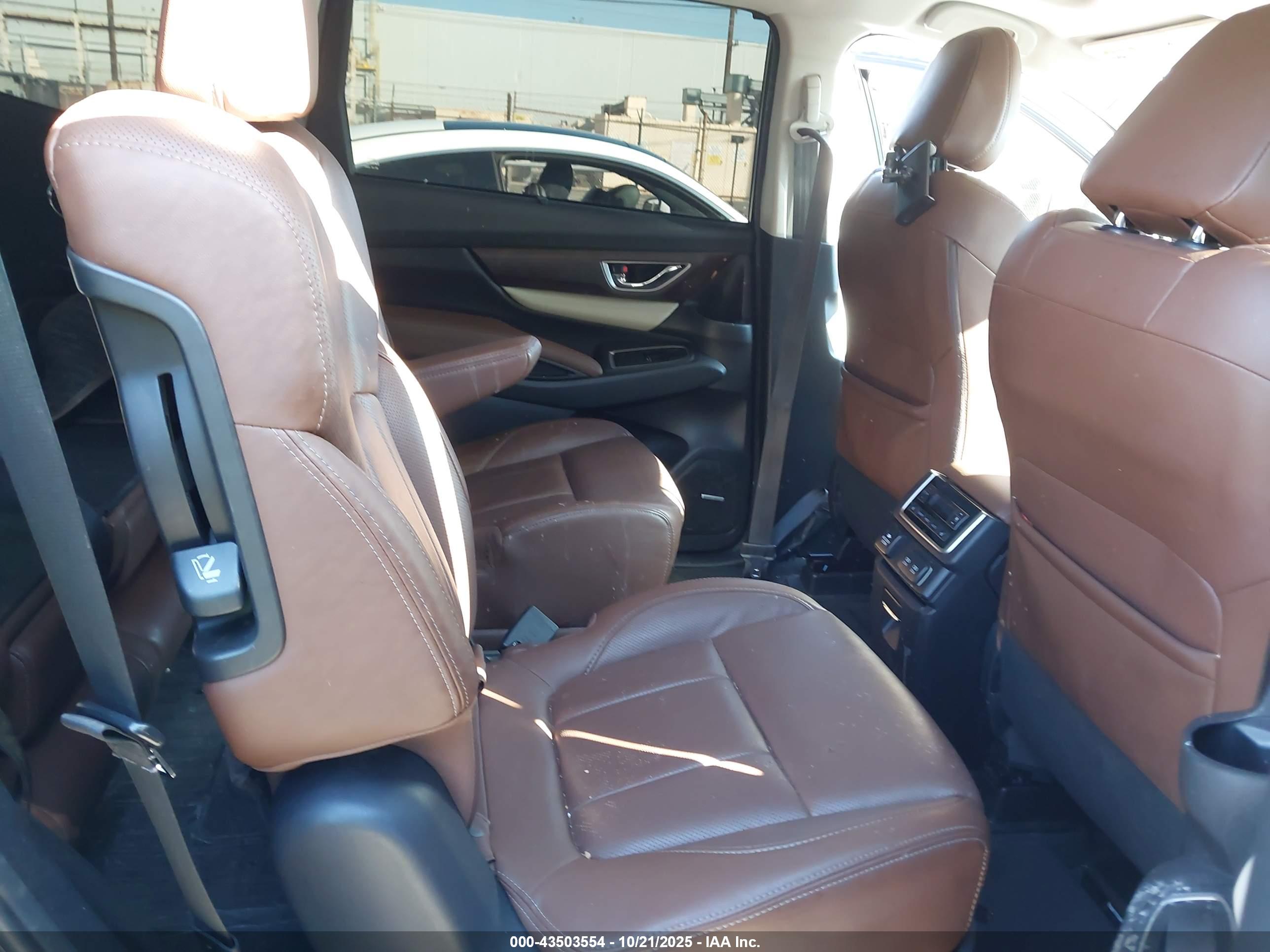 SUBARU ASCENT image 8