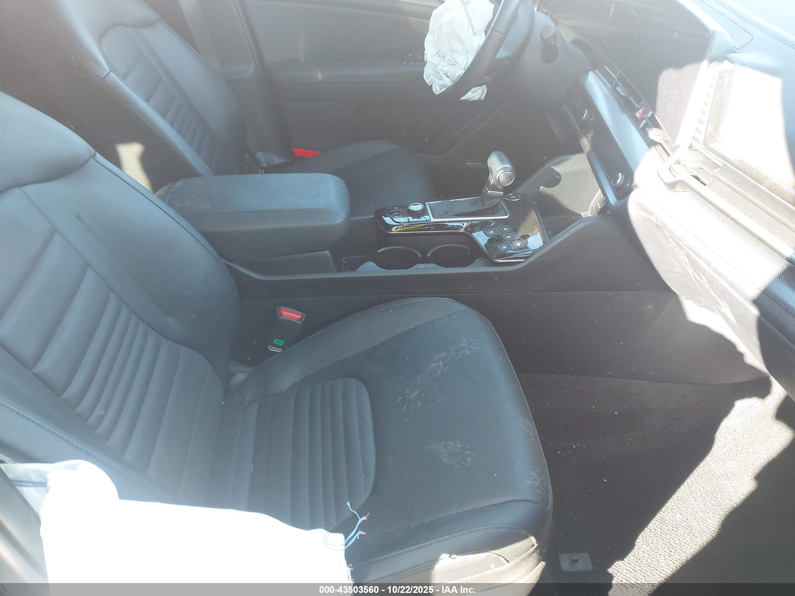 KIA SPORTAGE image 5