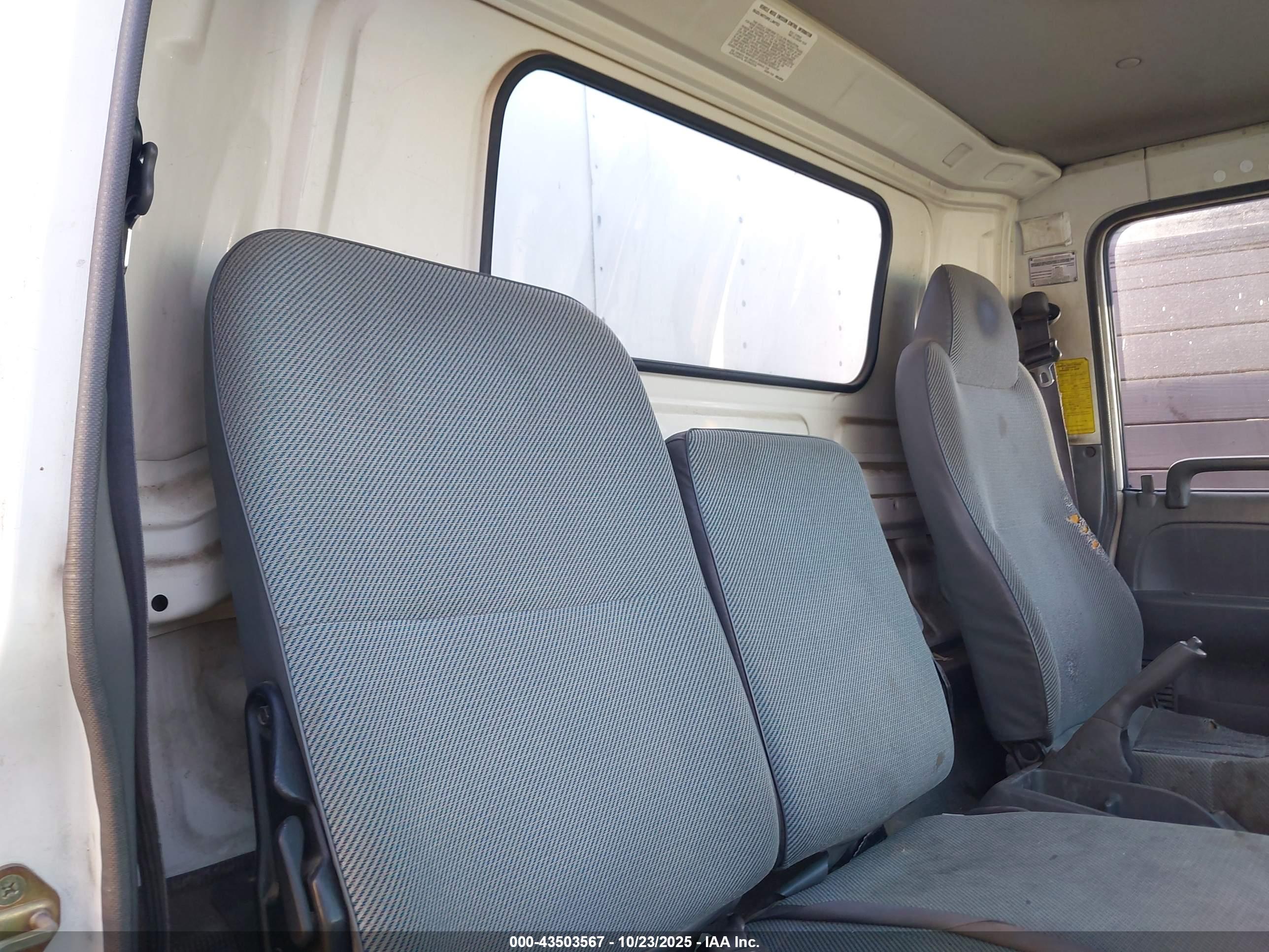 GMC 4000 image 7