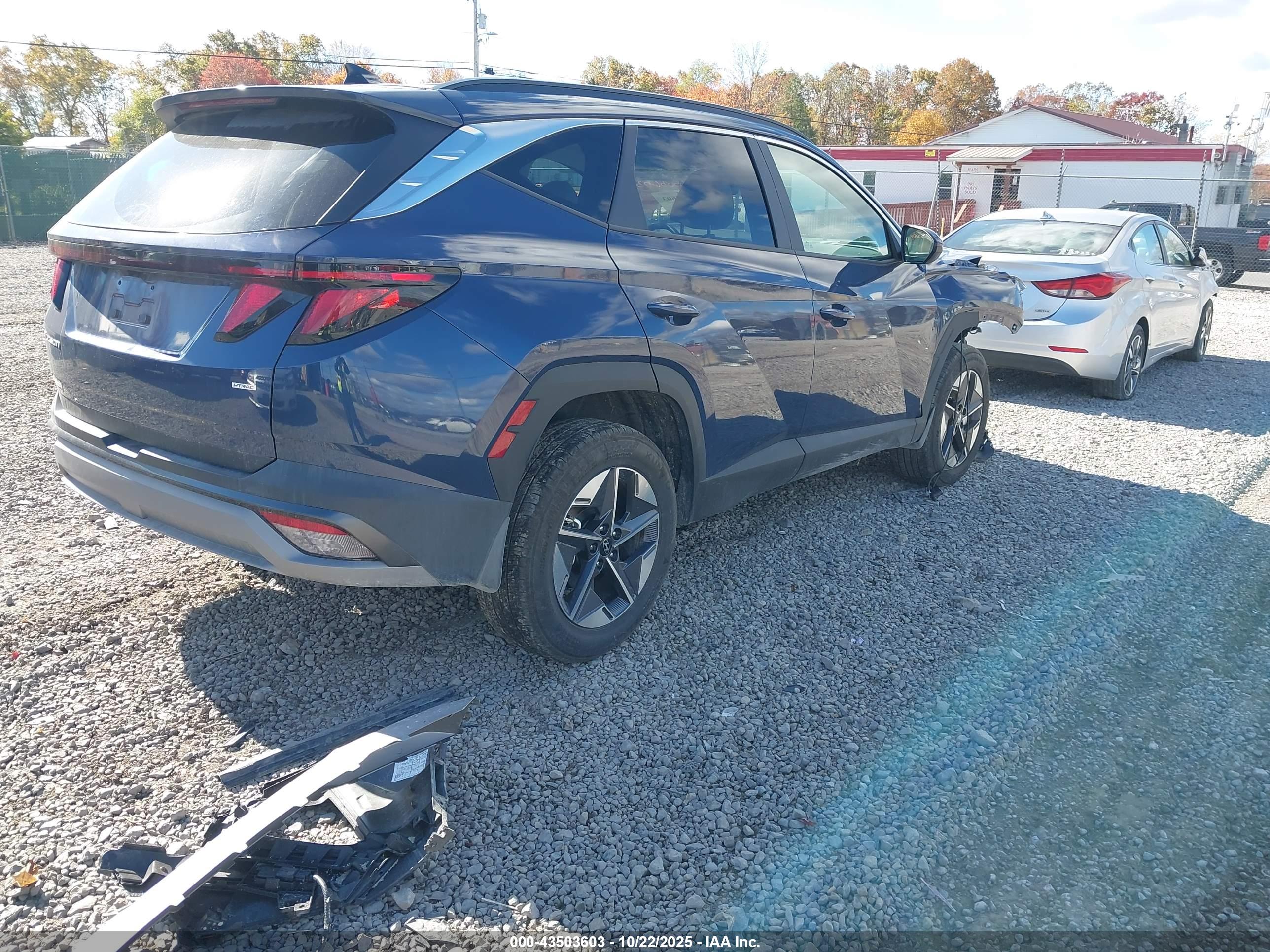 HYUNDAI TUCSON image 4