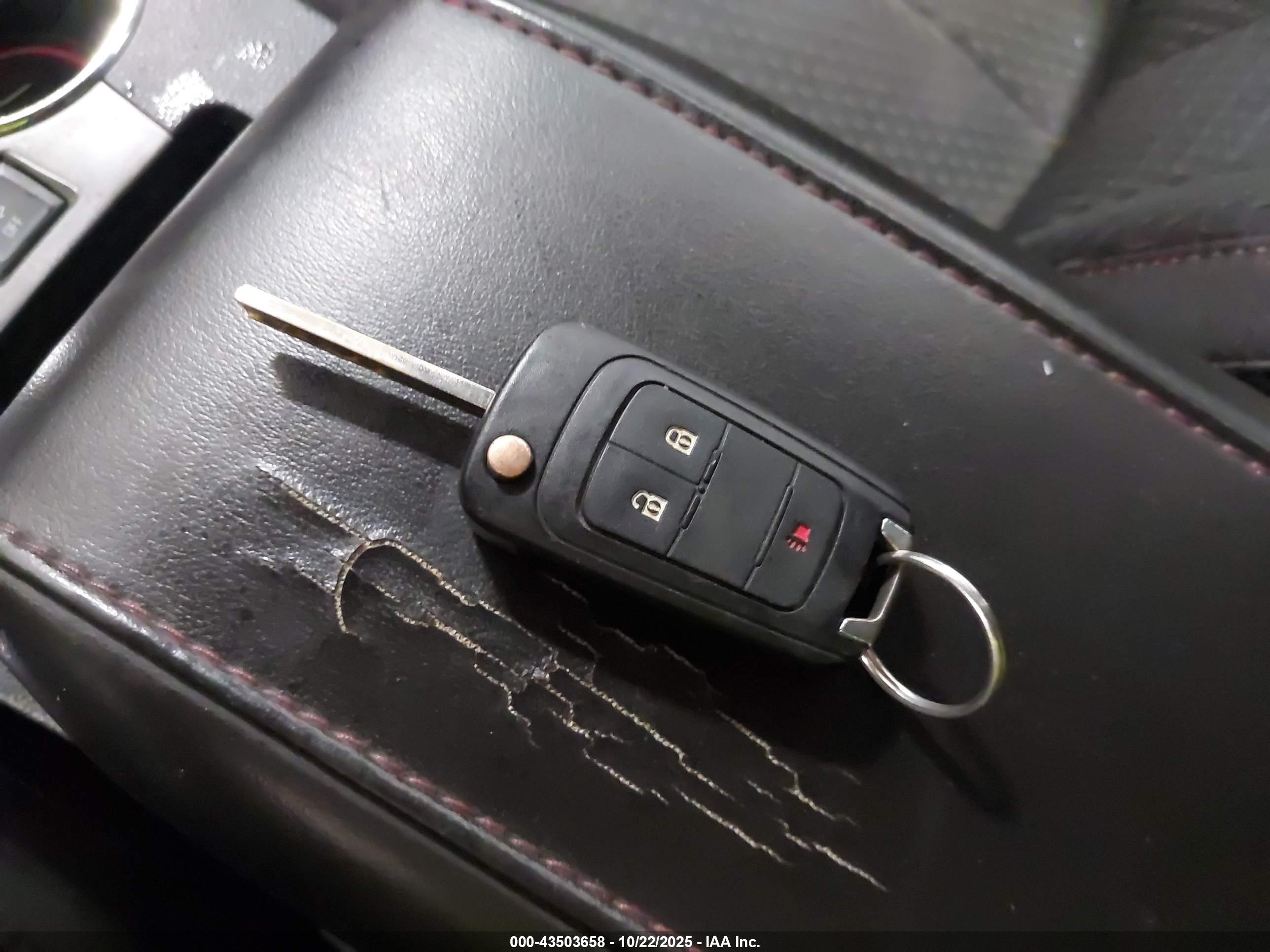 CHEVROLET EQUINOX image 11