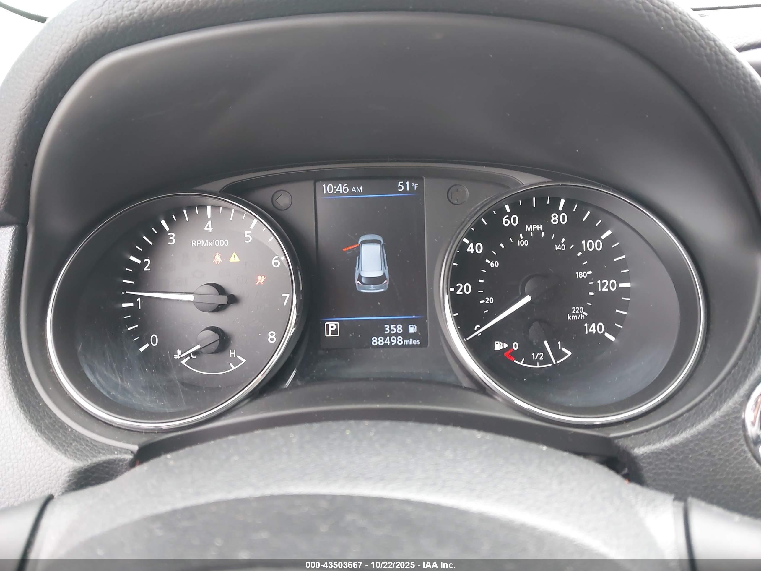 NISSAN ROGUE image 7