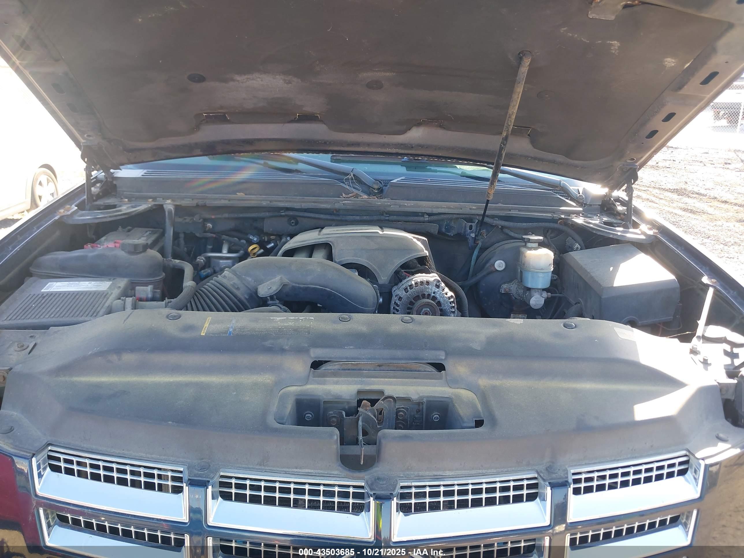 CADILLAC ESCALADE image 10