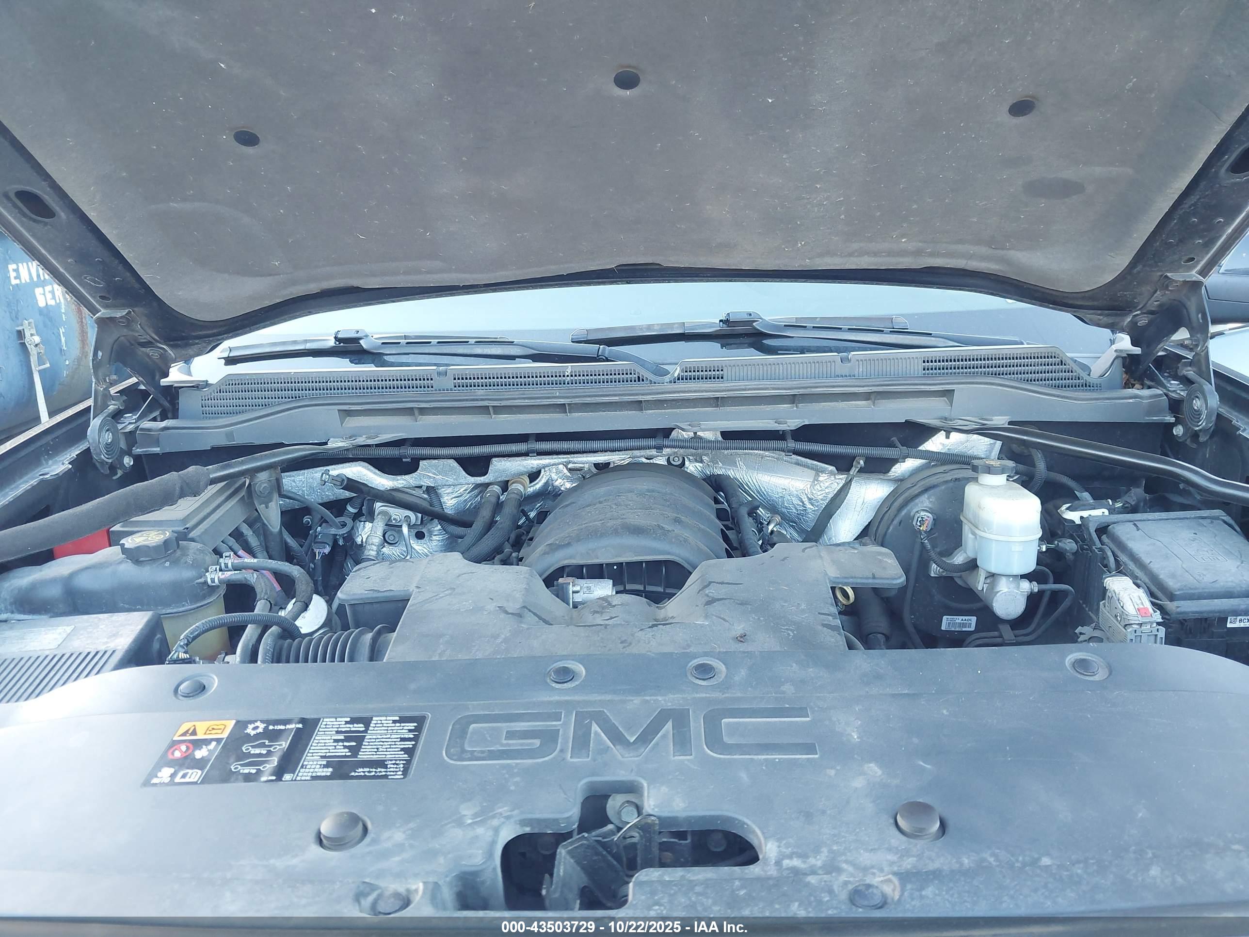 GMC SIERRA image 10