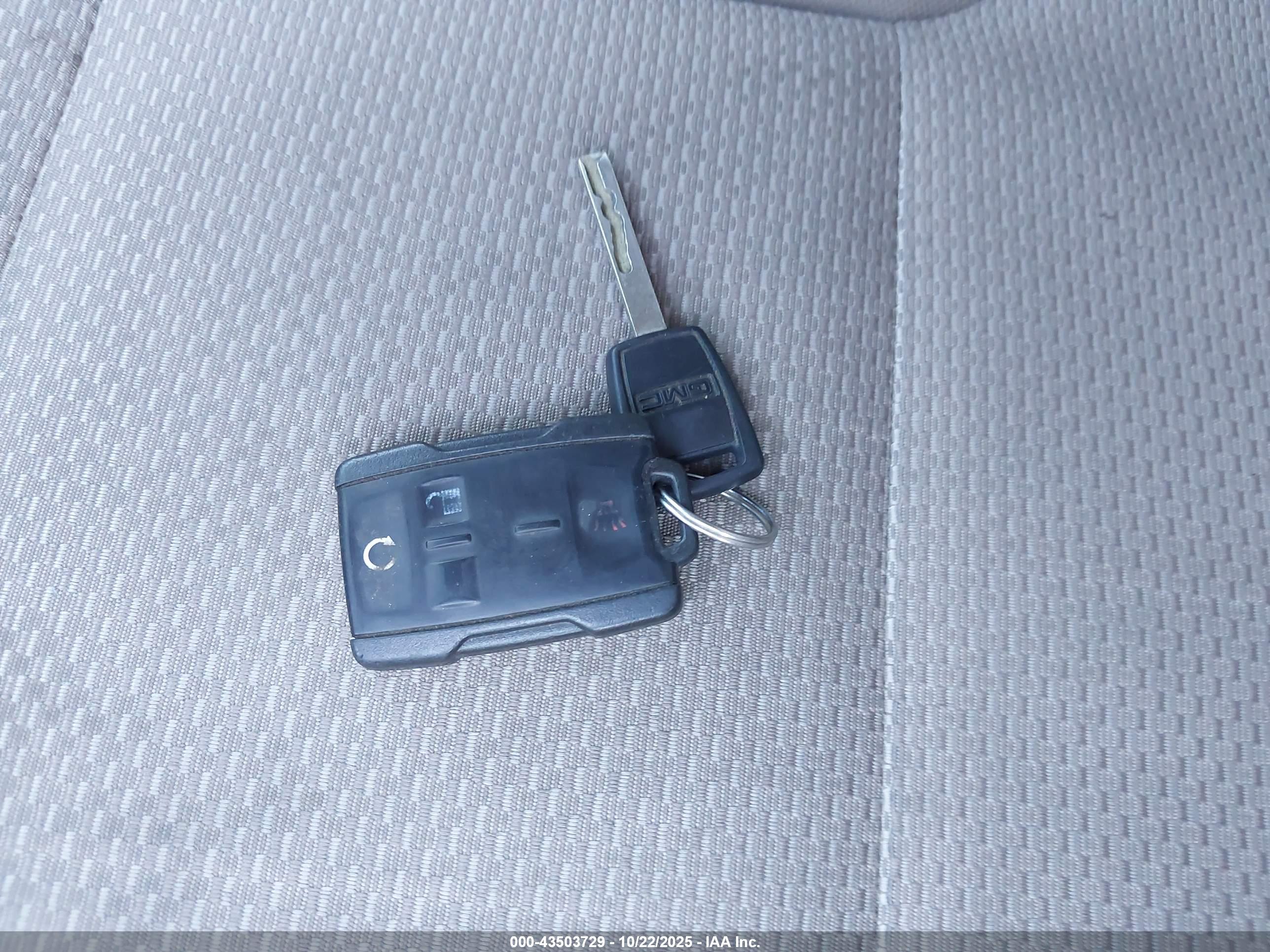 GMC SIERRA image 11