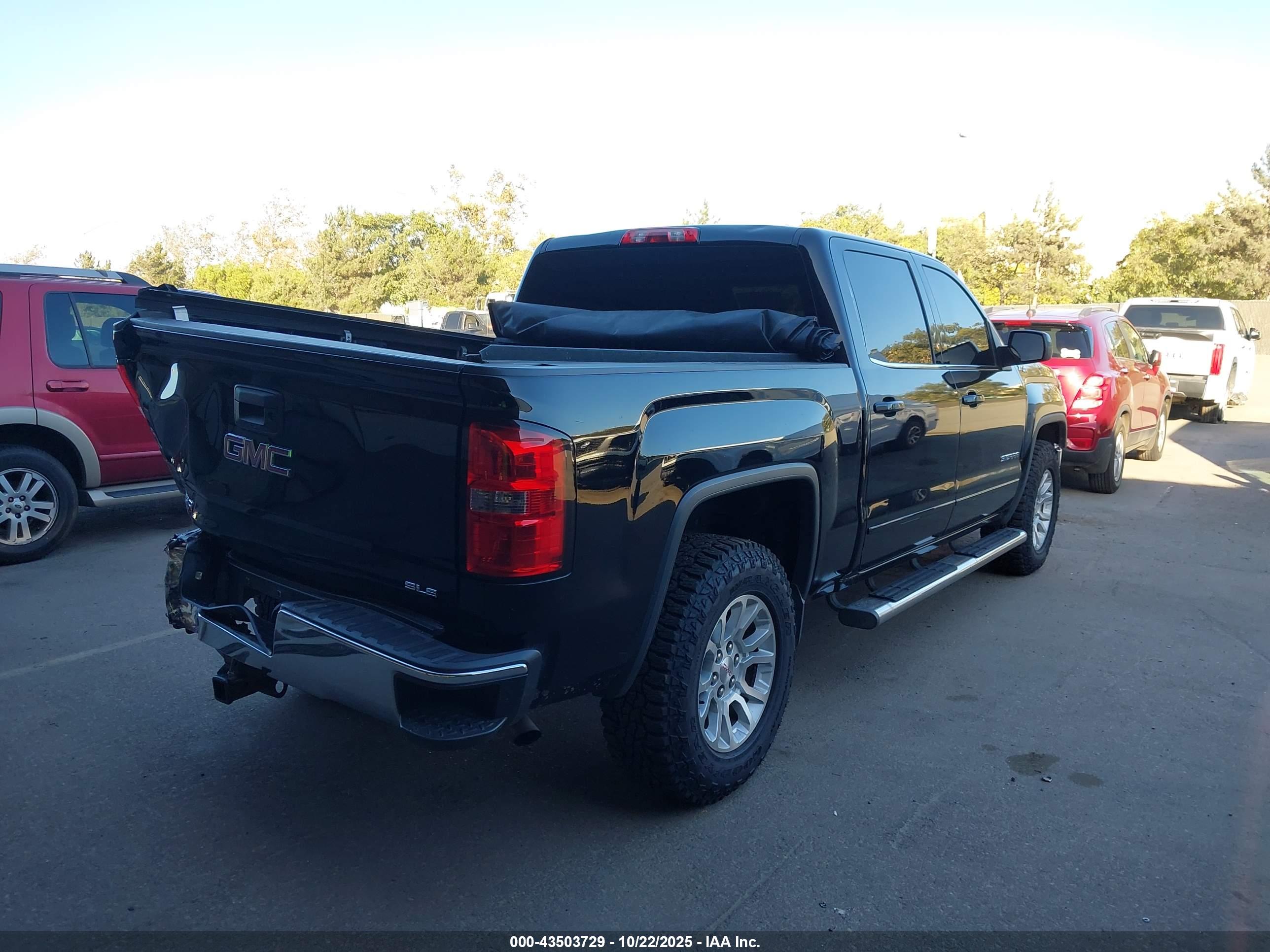 GMC SIERRA image 4