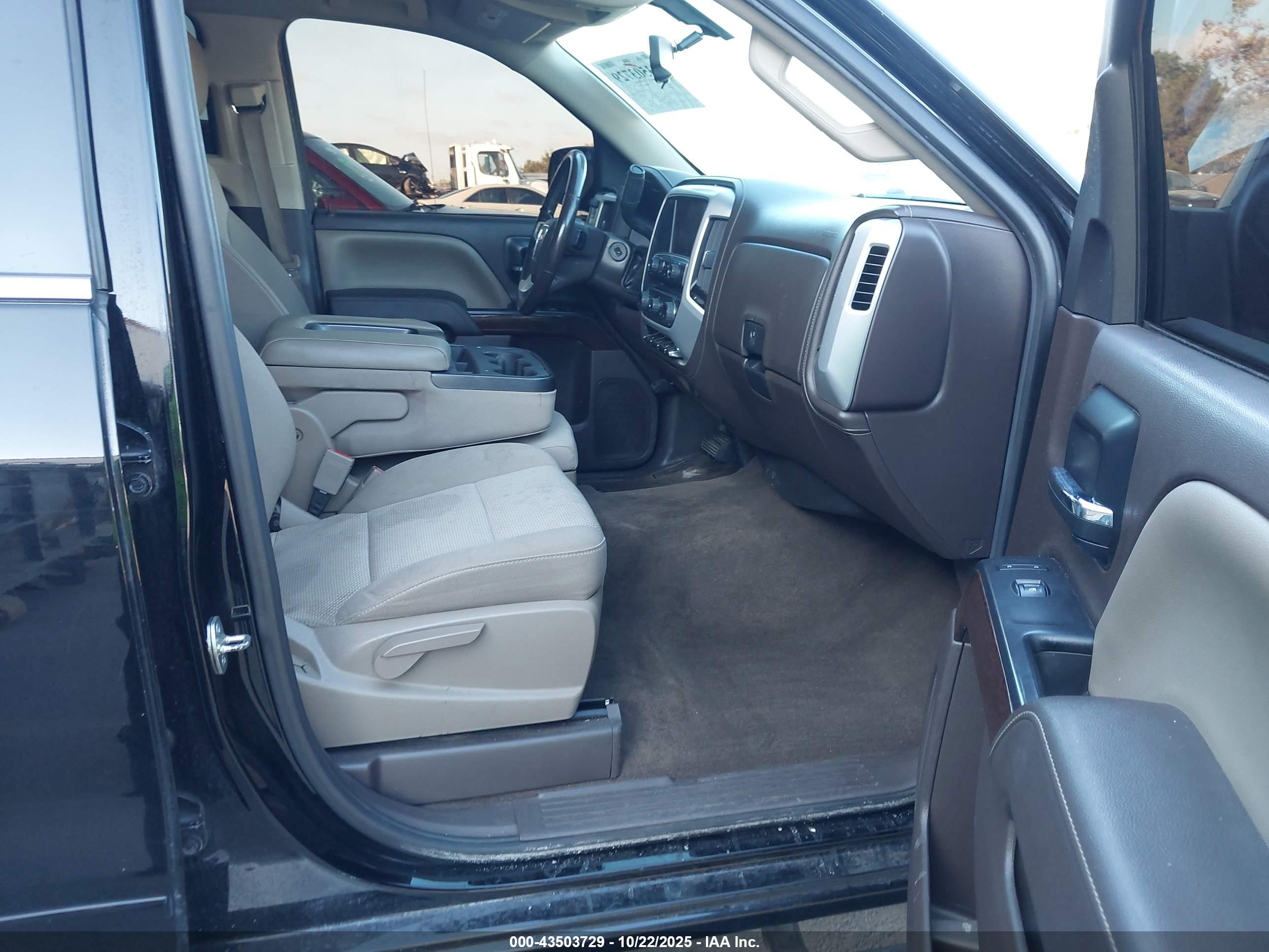 GMC SIERRA image 5