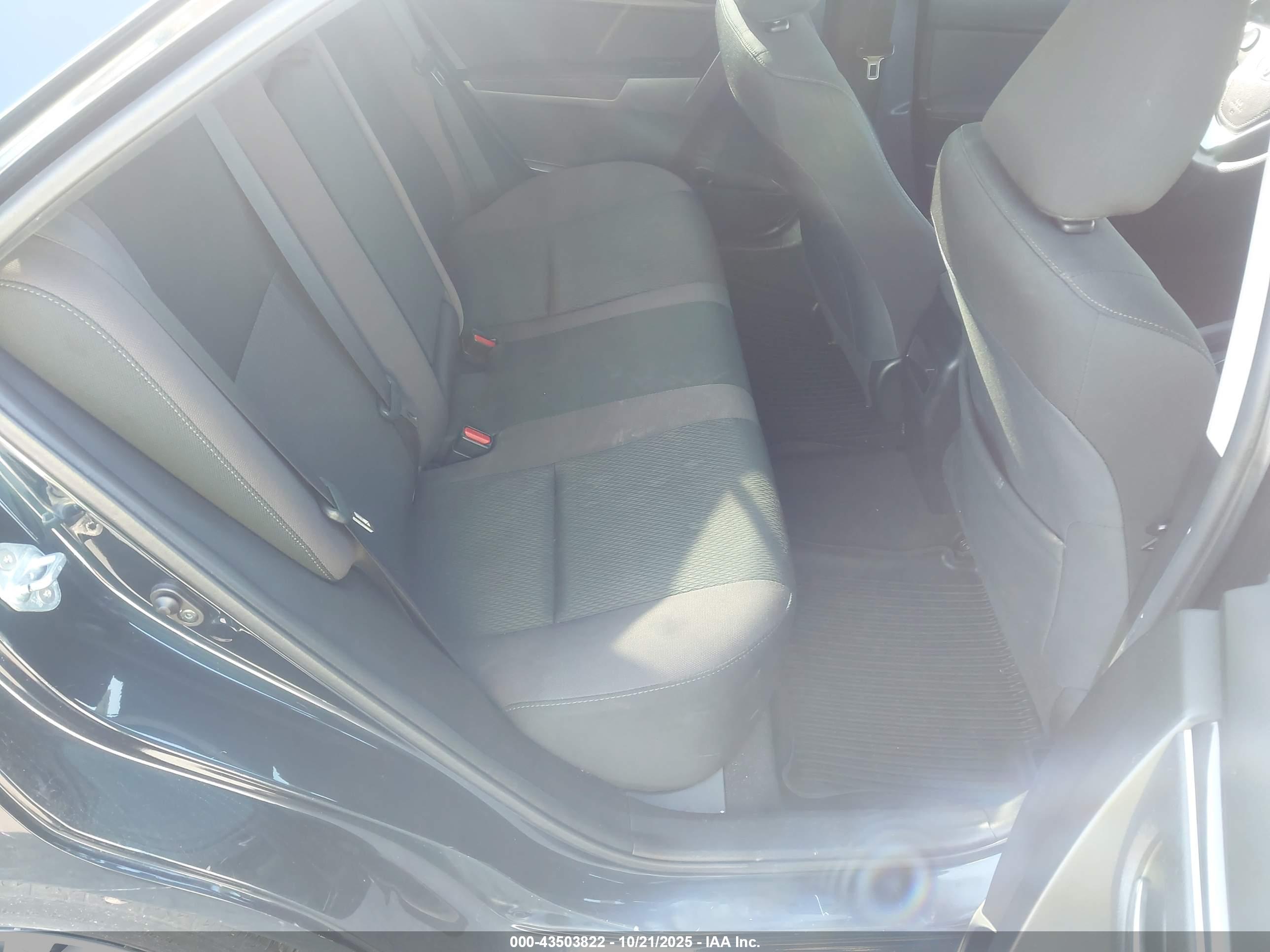 TOYOTA COROLLA image 8