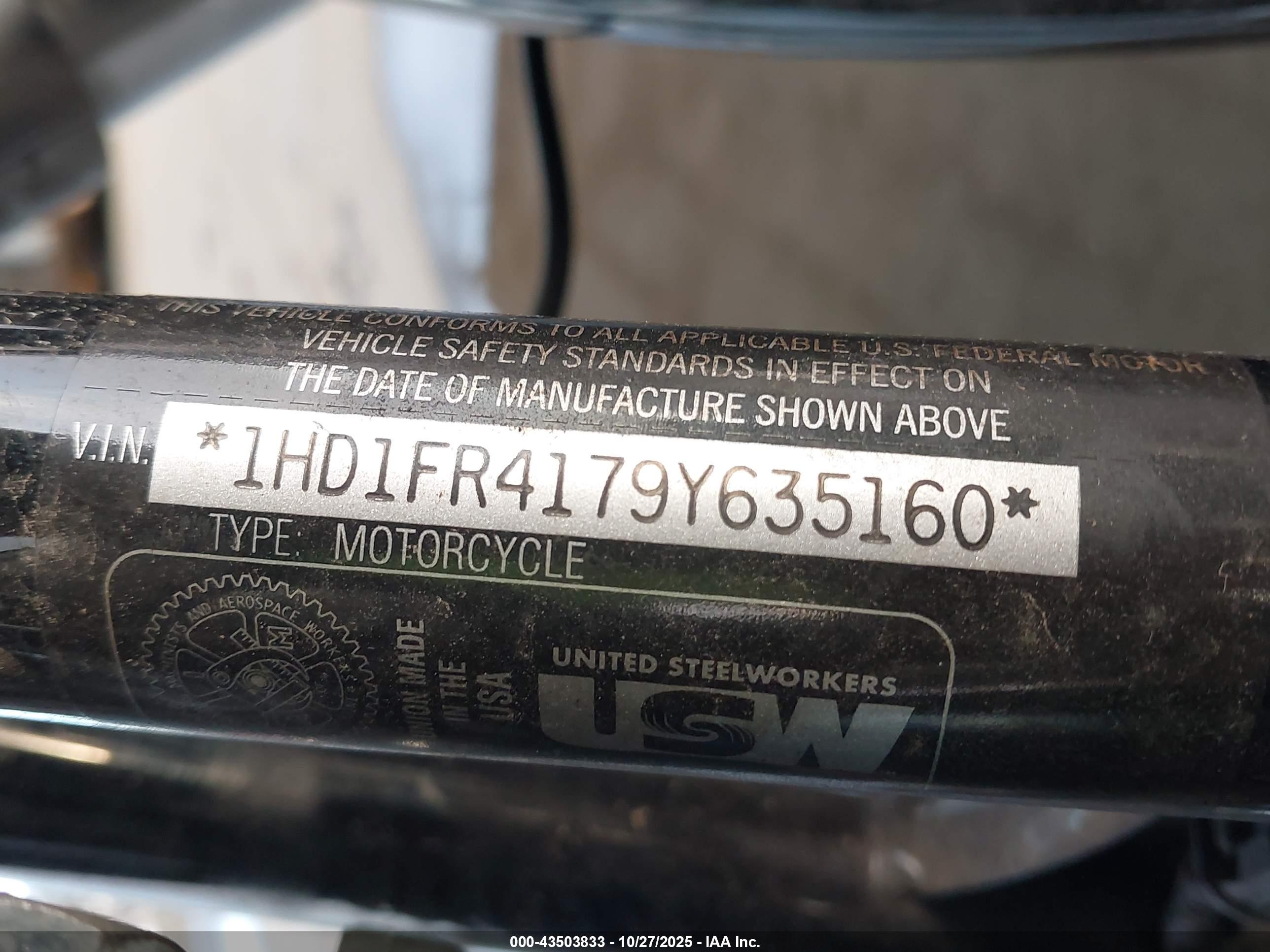 HARLEY-DAVIDSON FLHRC image 10