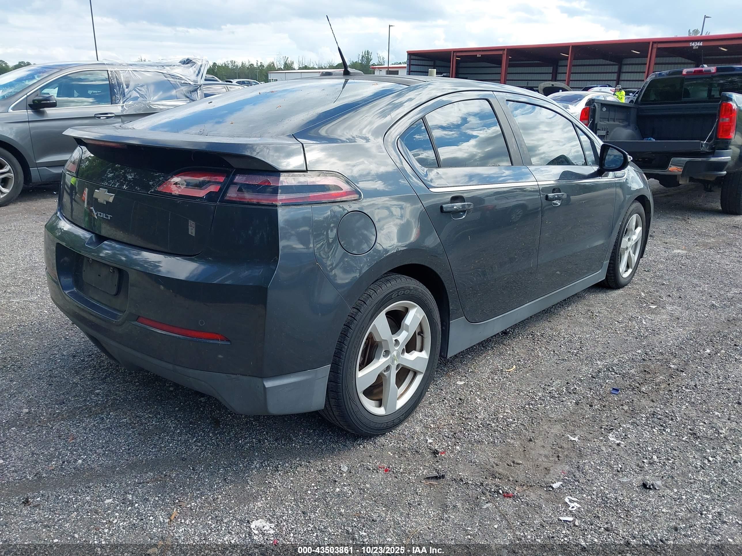 CHEVROLET VOLT image 4