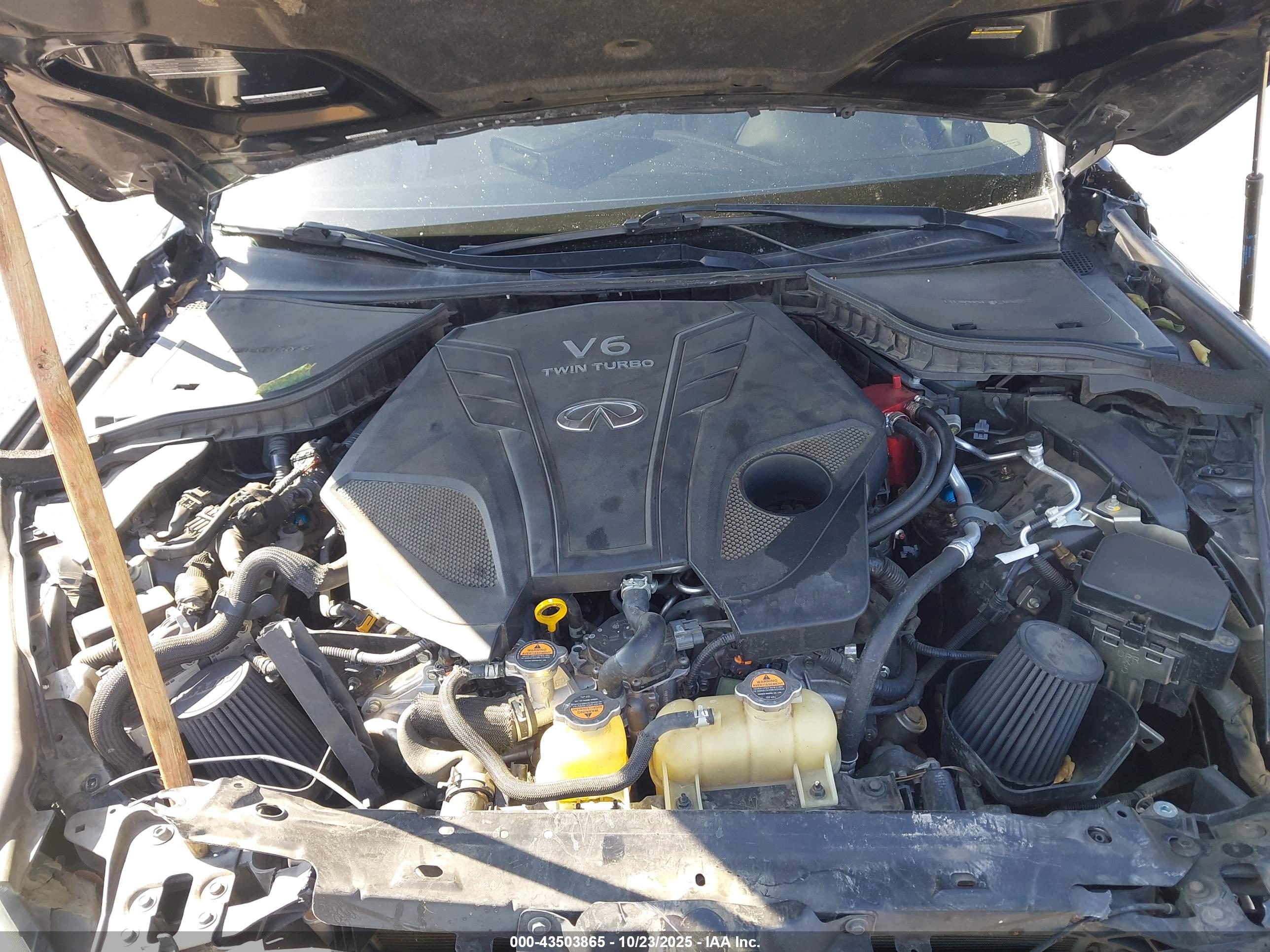 INFINITI Q50 image 10