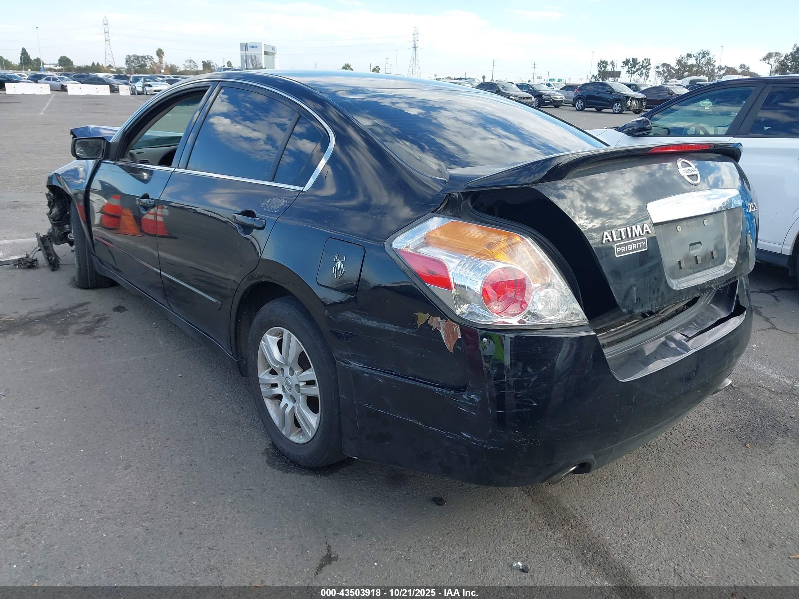 NISSAN ALTIMA image 3