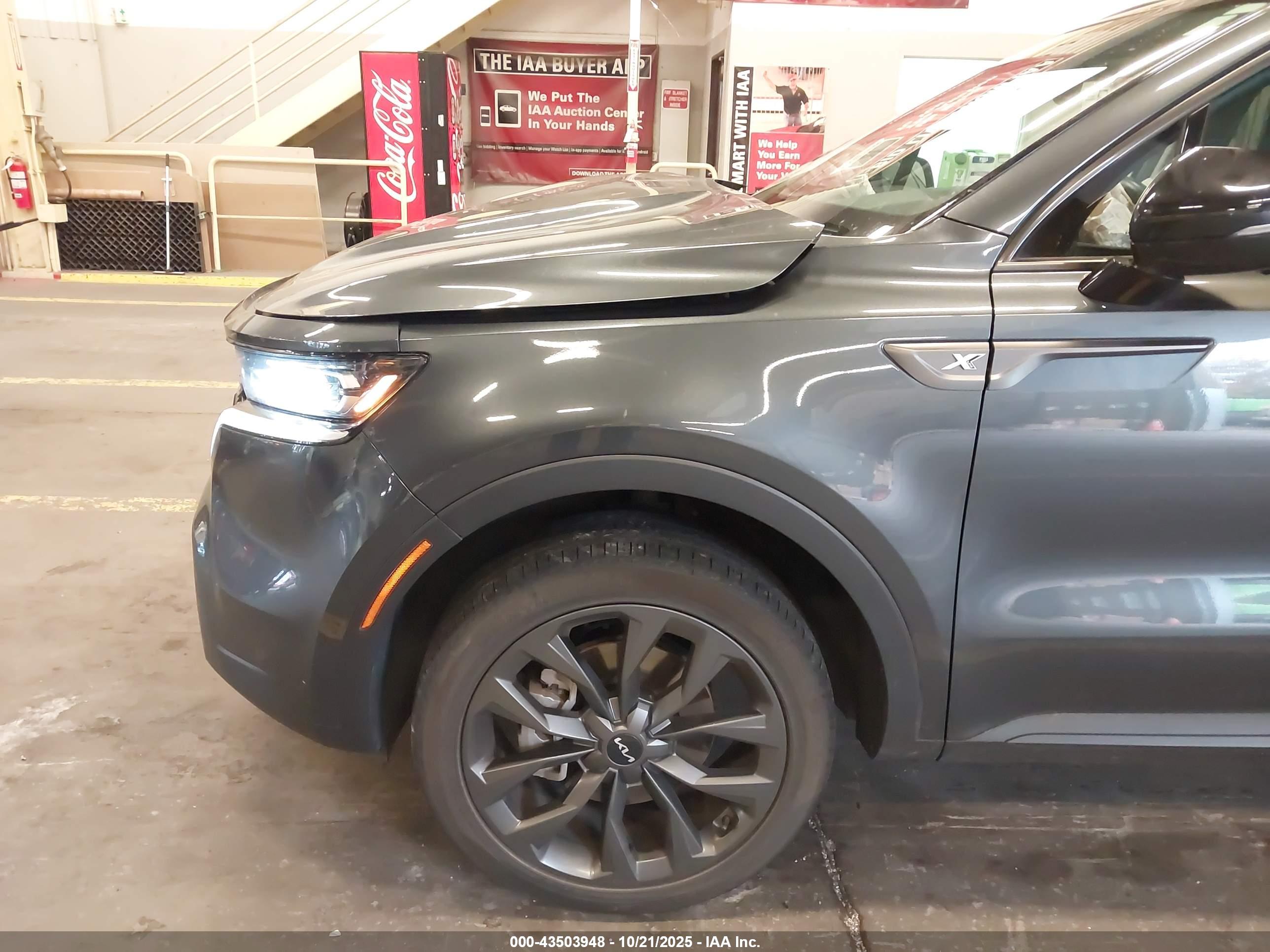 KIA SORENTO image 6