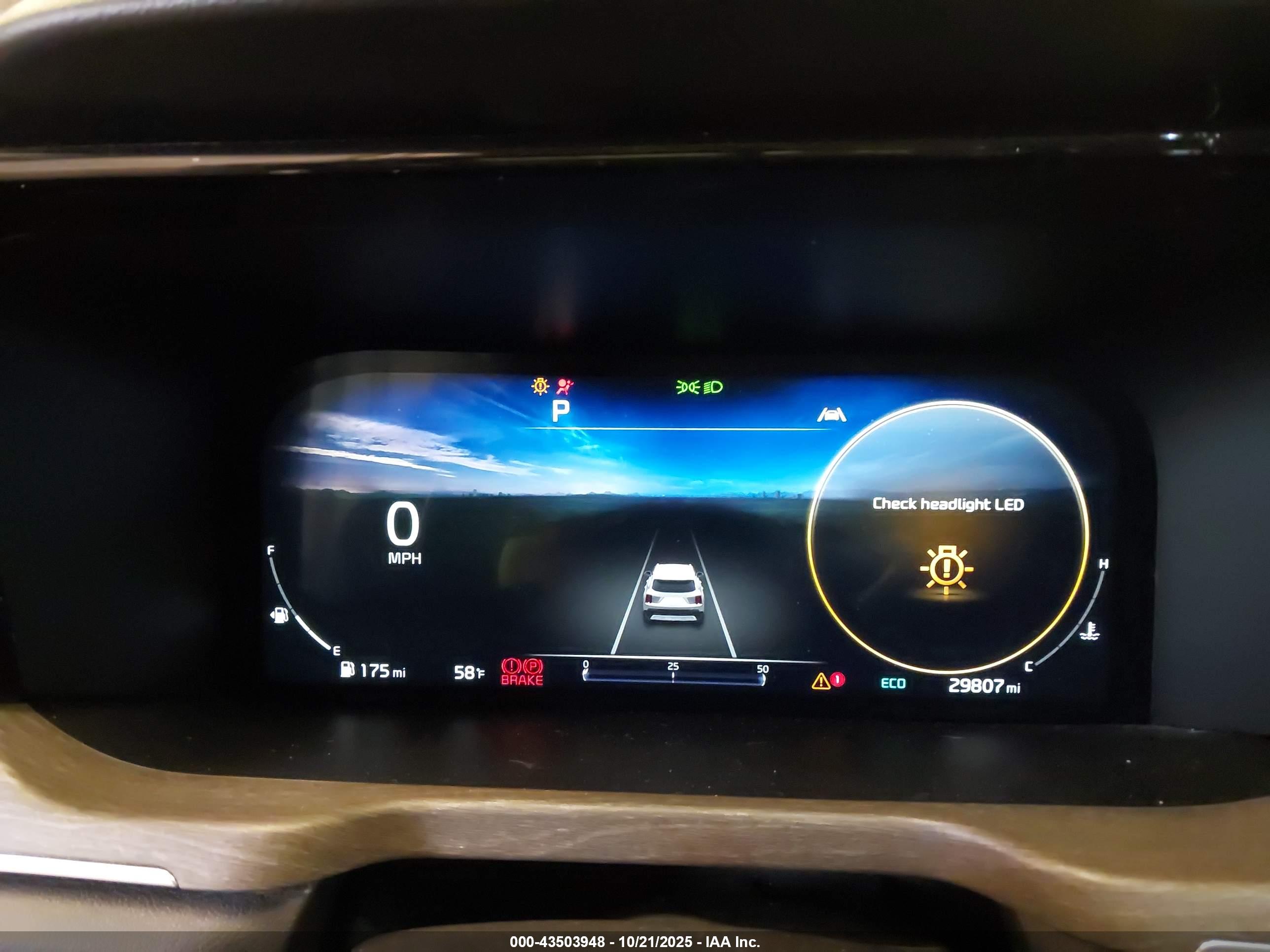 KIA SORENTO image 7