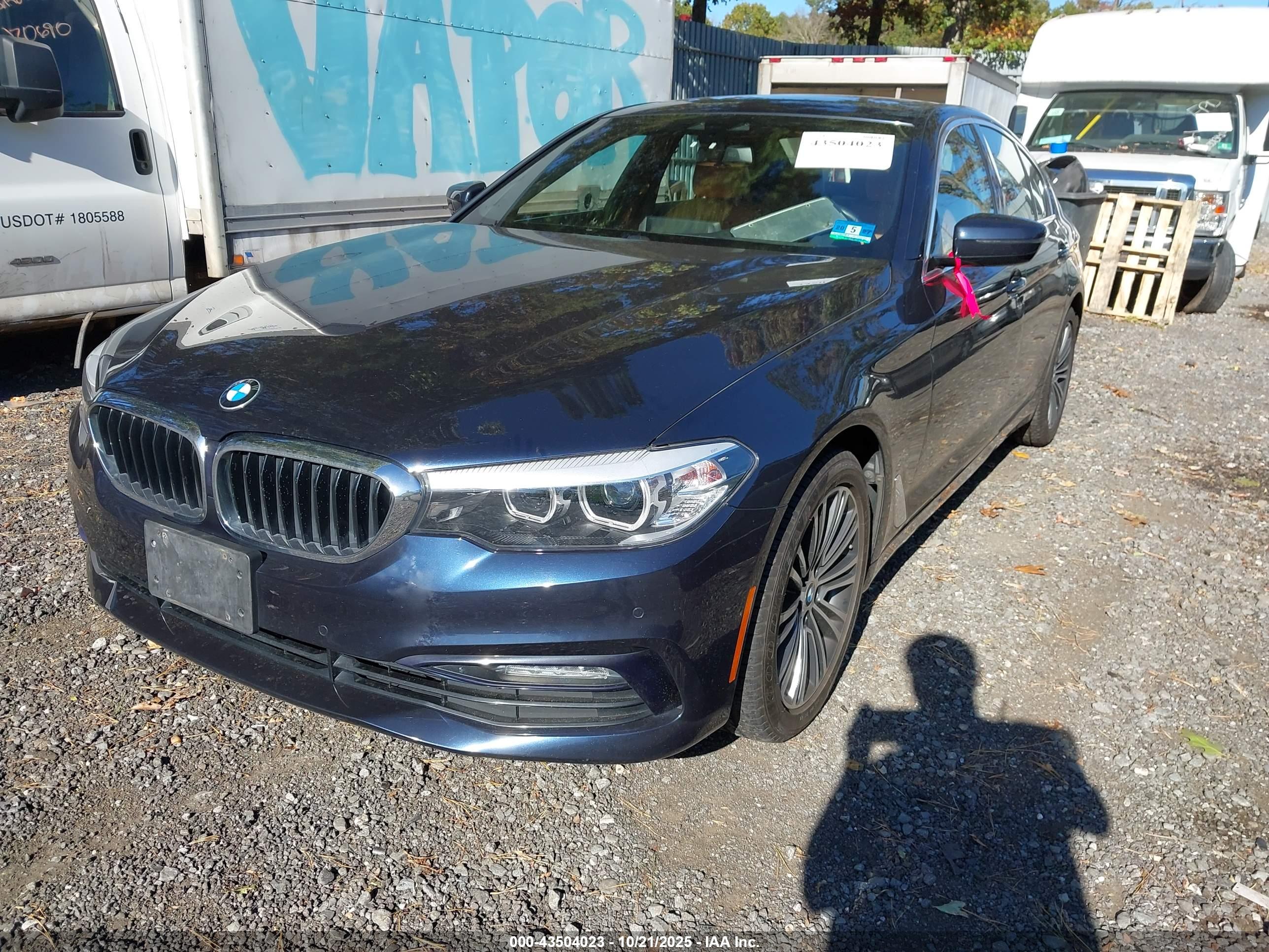 BMW 530I image 2
