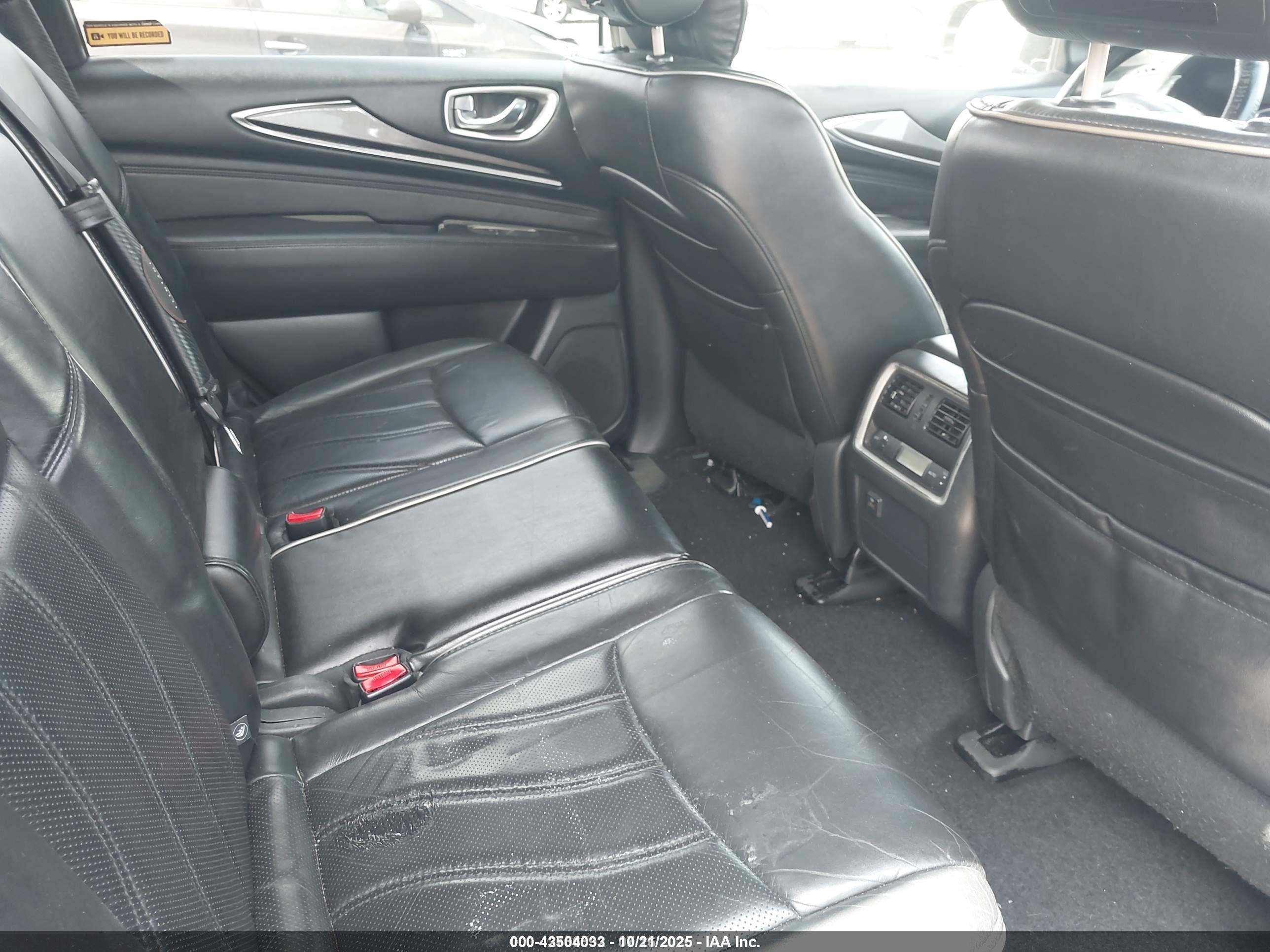 INFINITI QX60 image 8