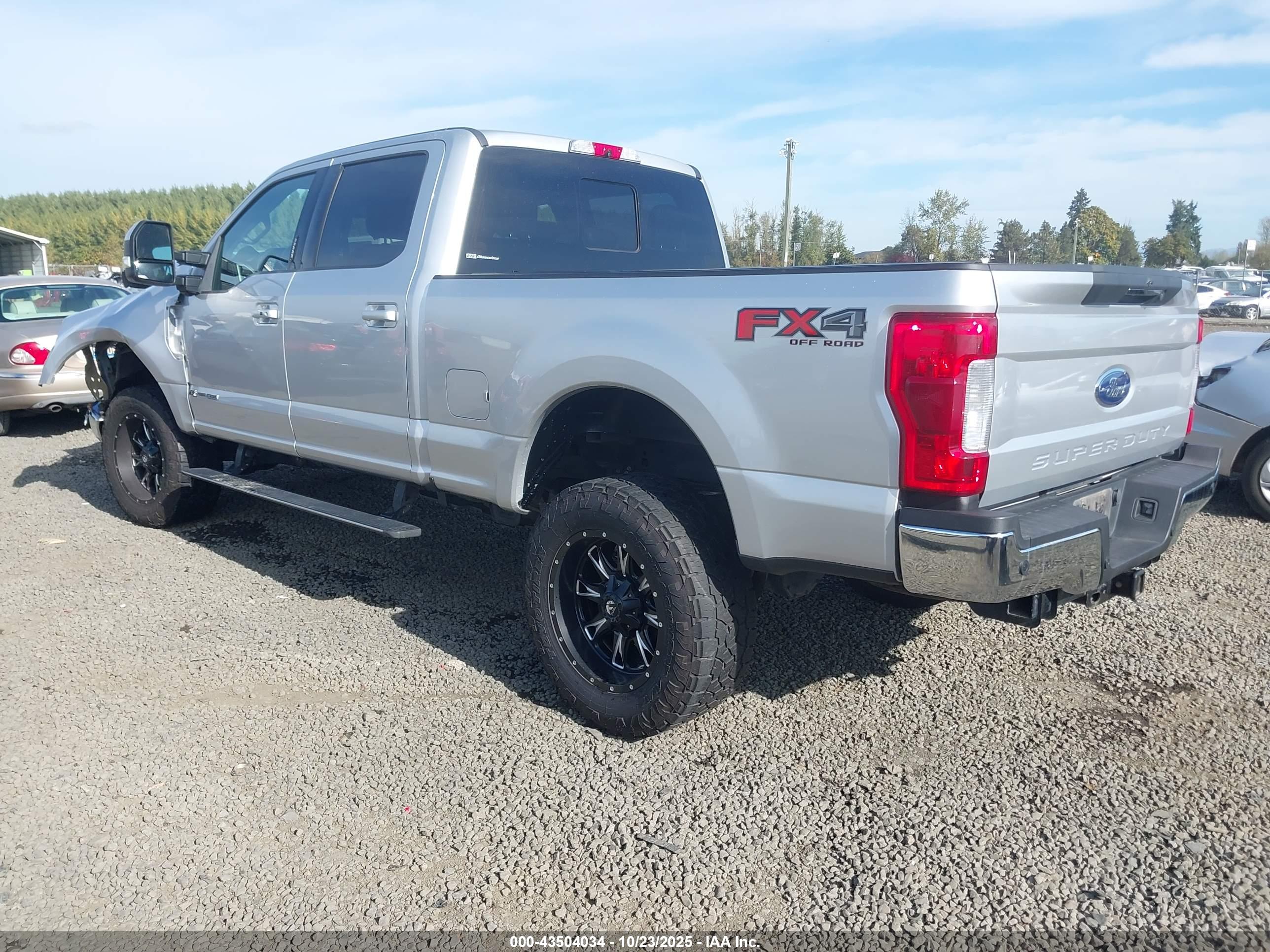 FORD F-350 image 3