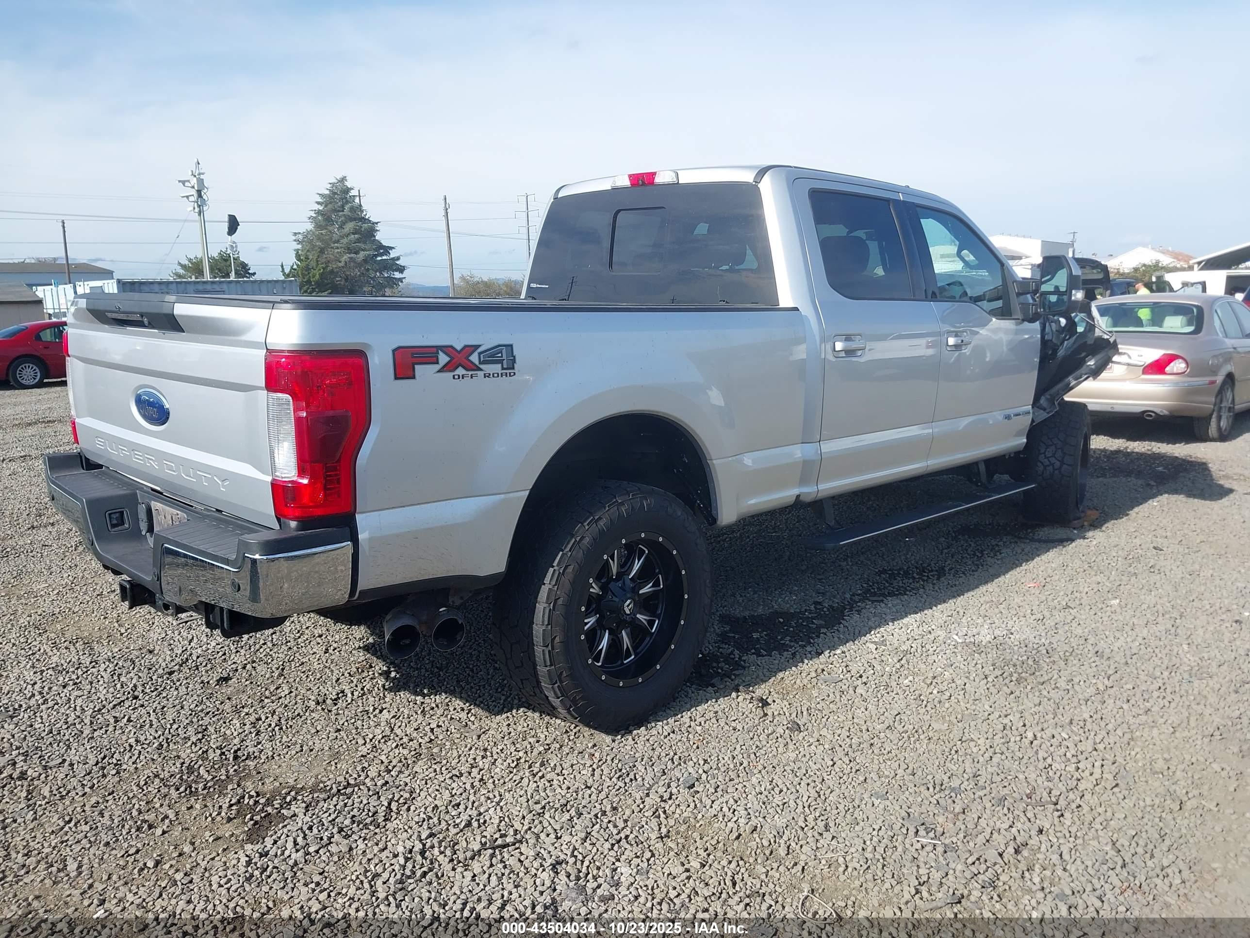 FORD F-350 image 4