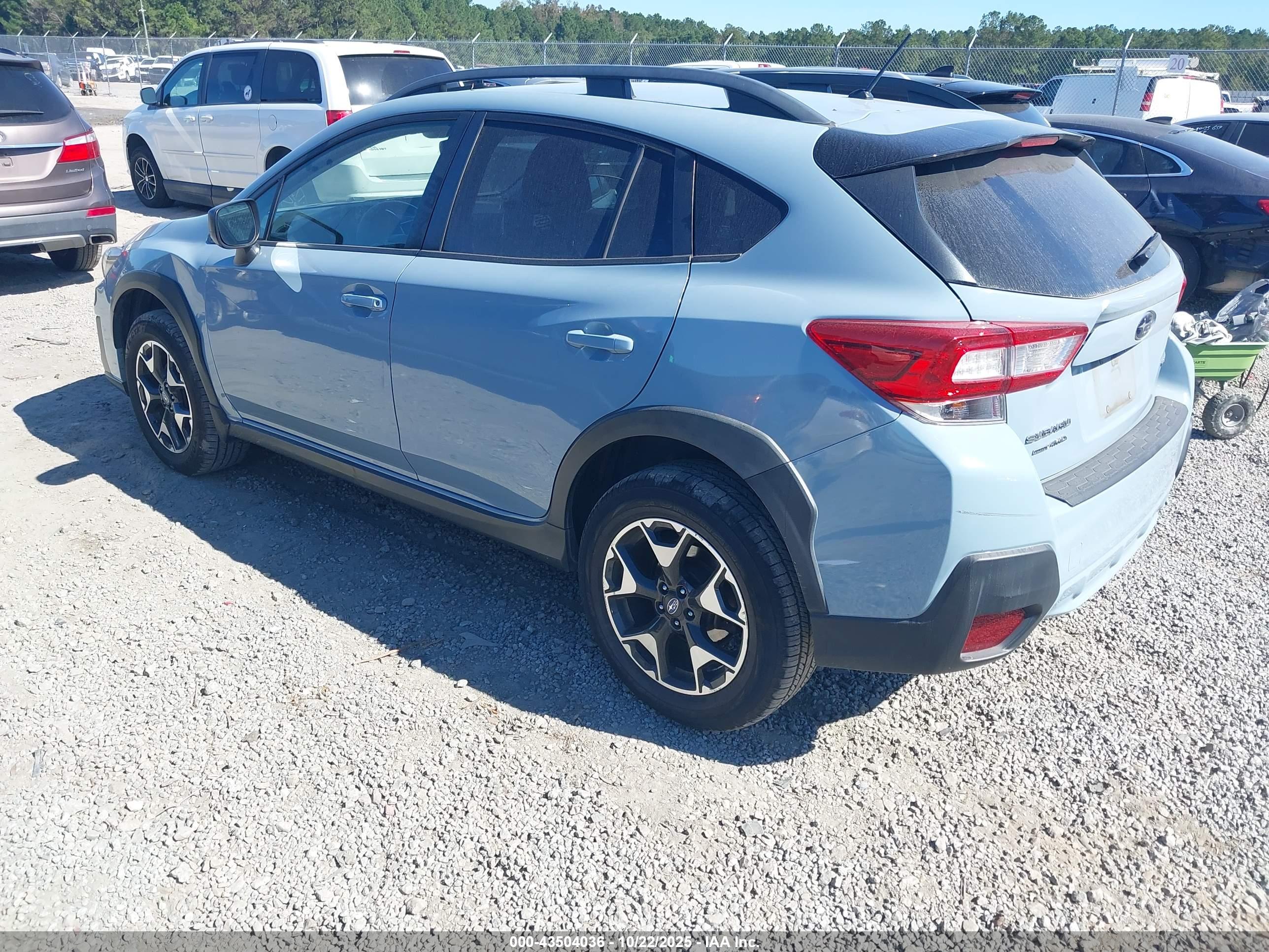 SUBARU CROSSTREK image 3