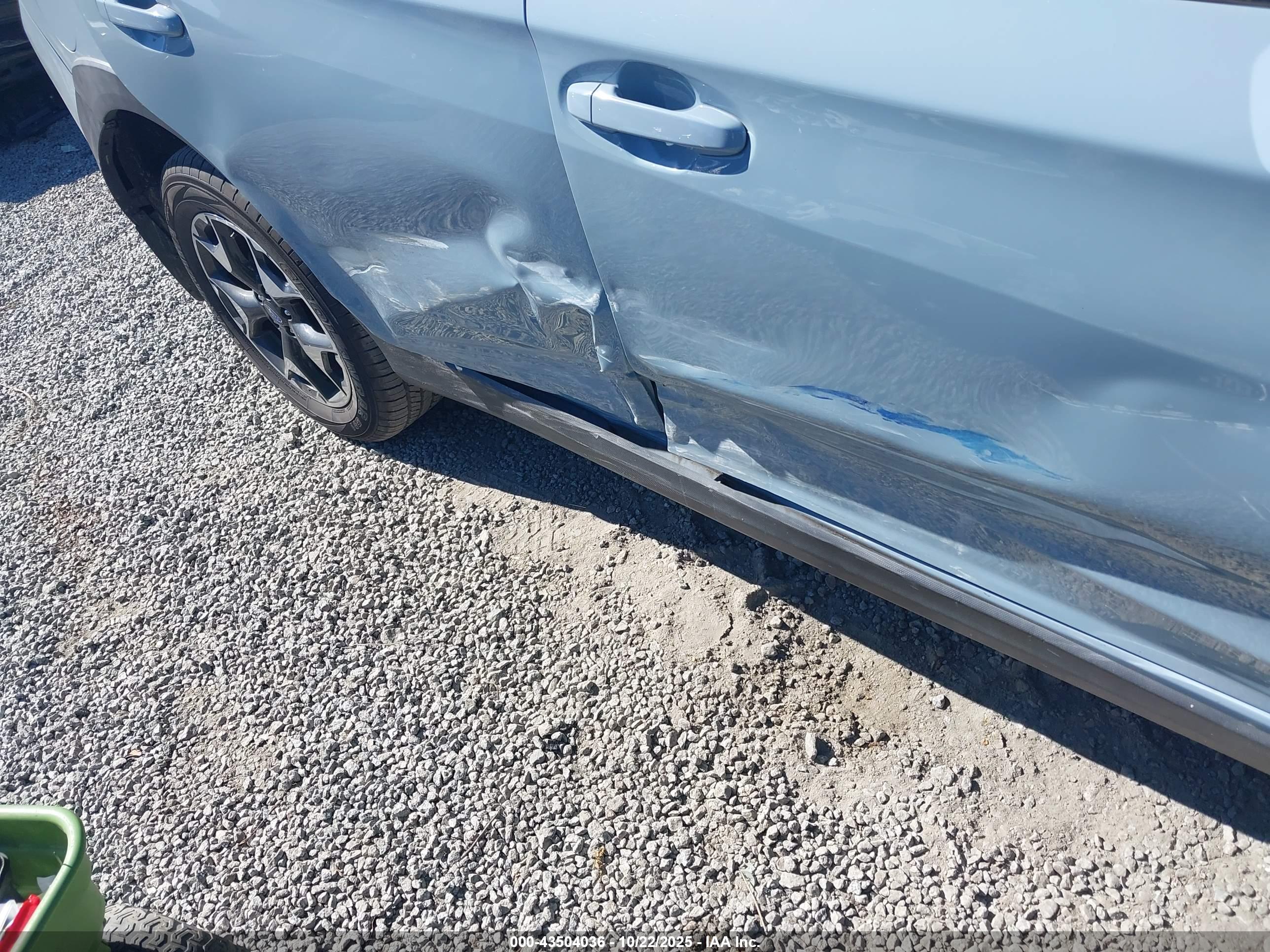 SUBARU CROSSTREK image 6