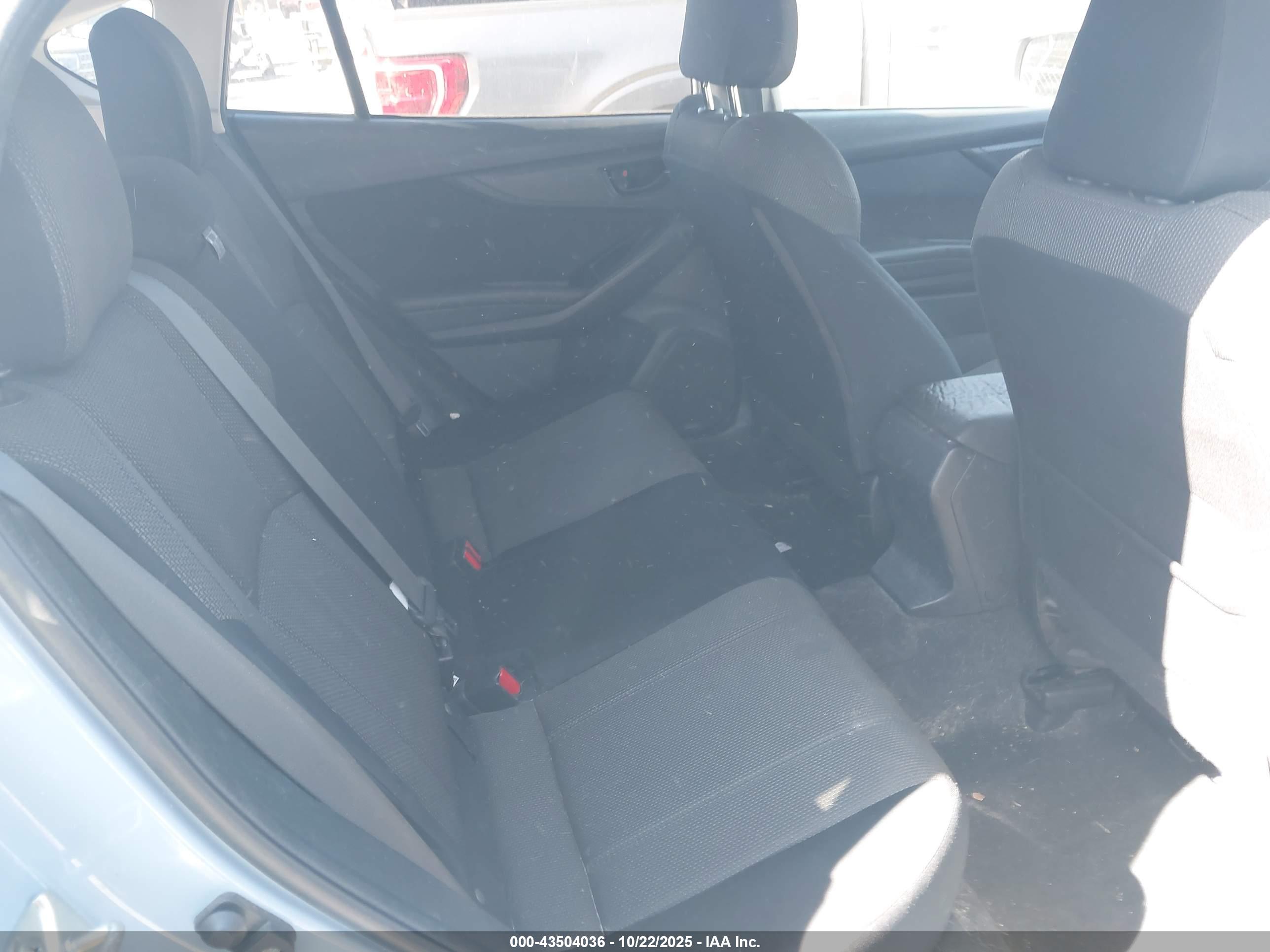 SUBARU CROSSTREK image 8