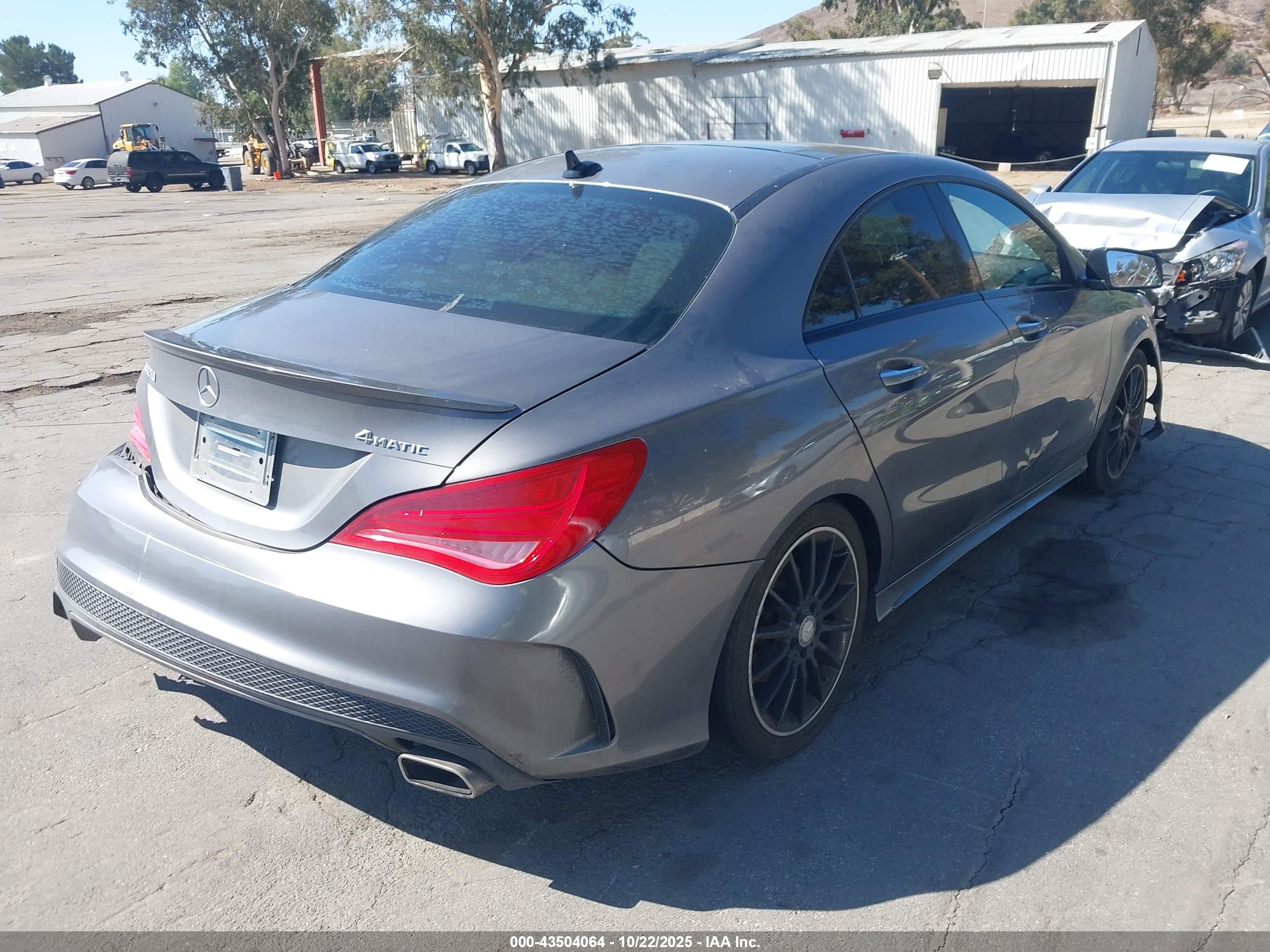 MERCEDES-BENZ CLA image 4