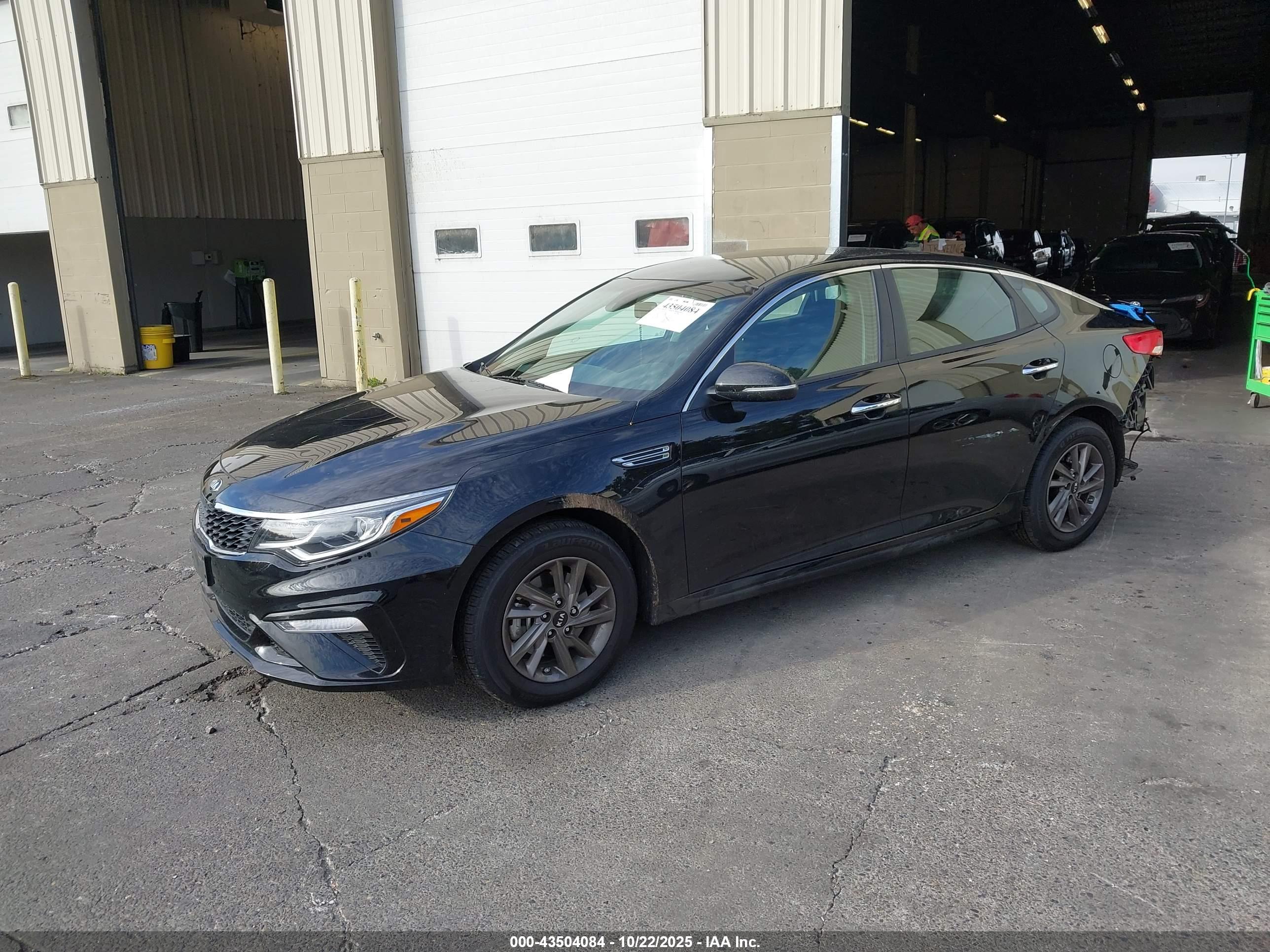 KIA OPTIMA image 2