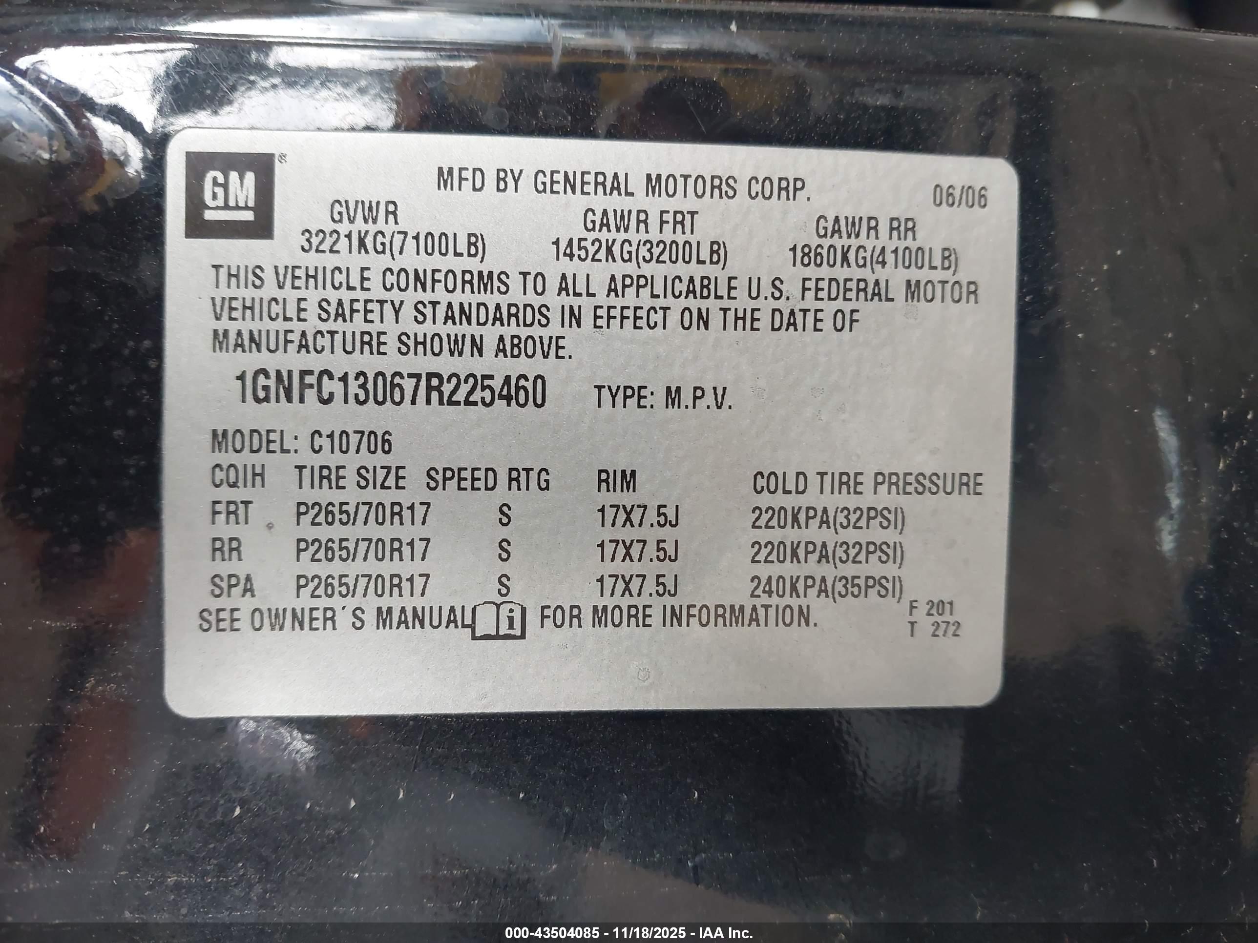 CHEVROLET TAHOE image 9