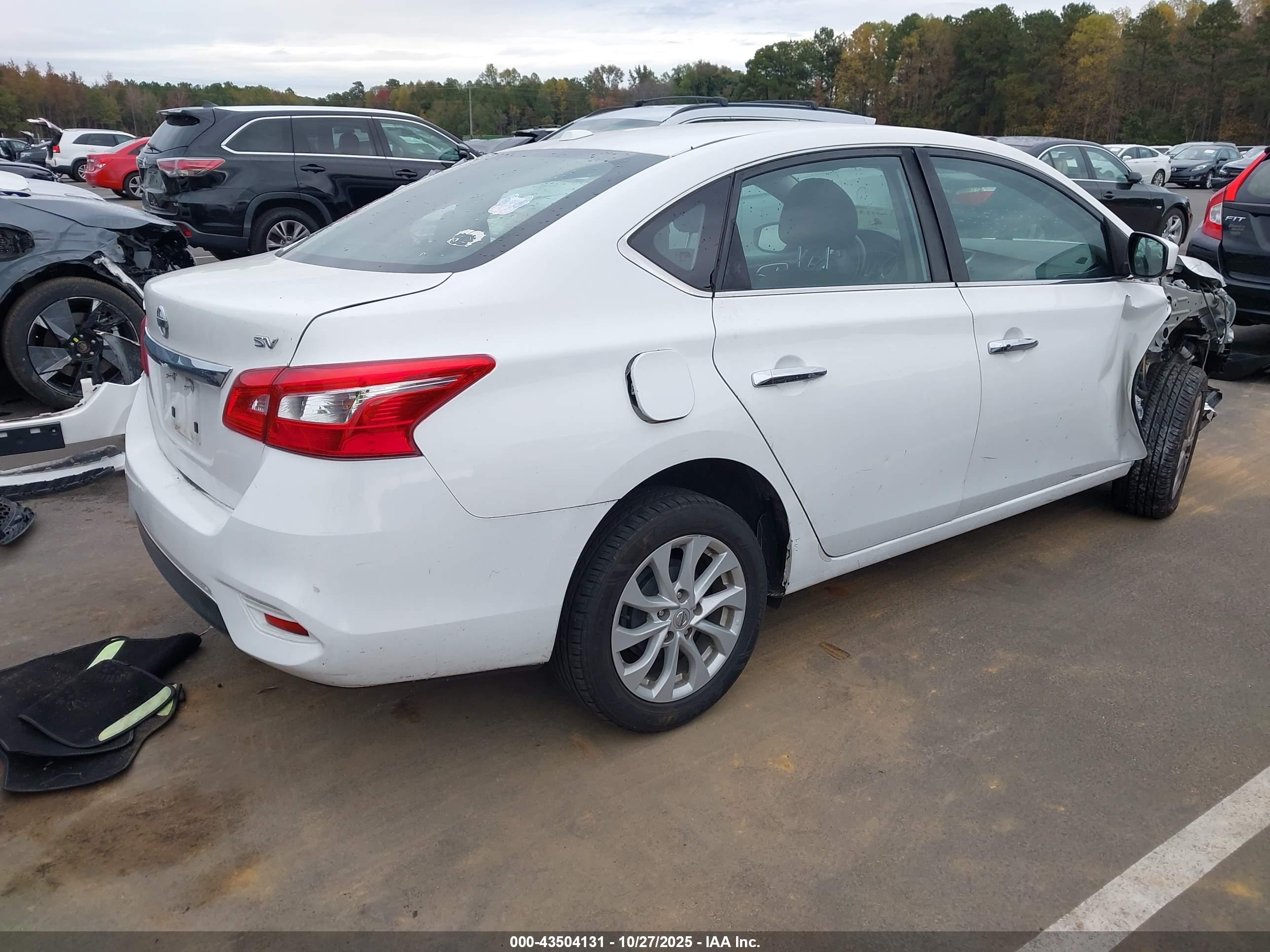 NISSAN SENTRA image 4
