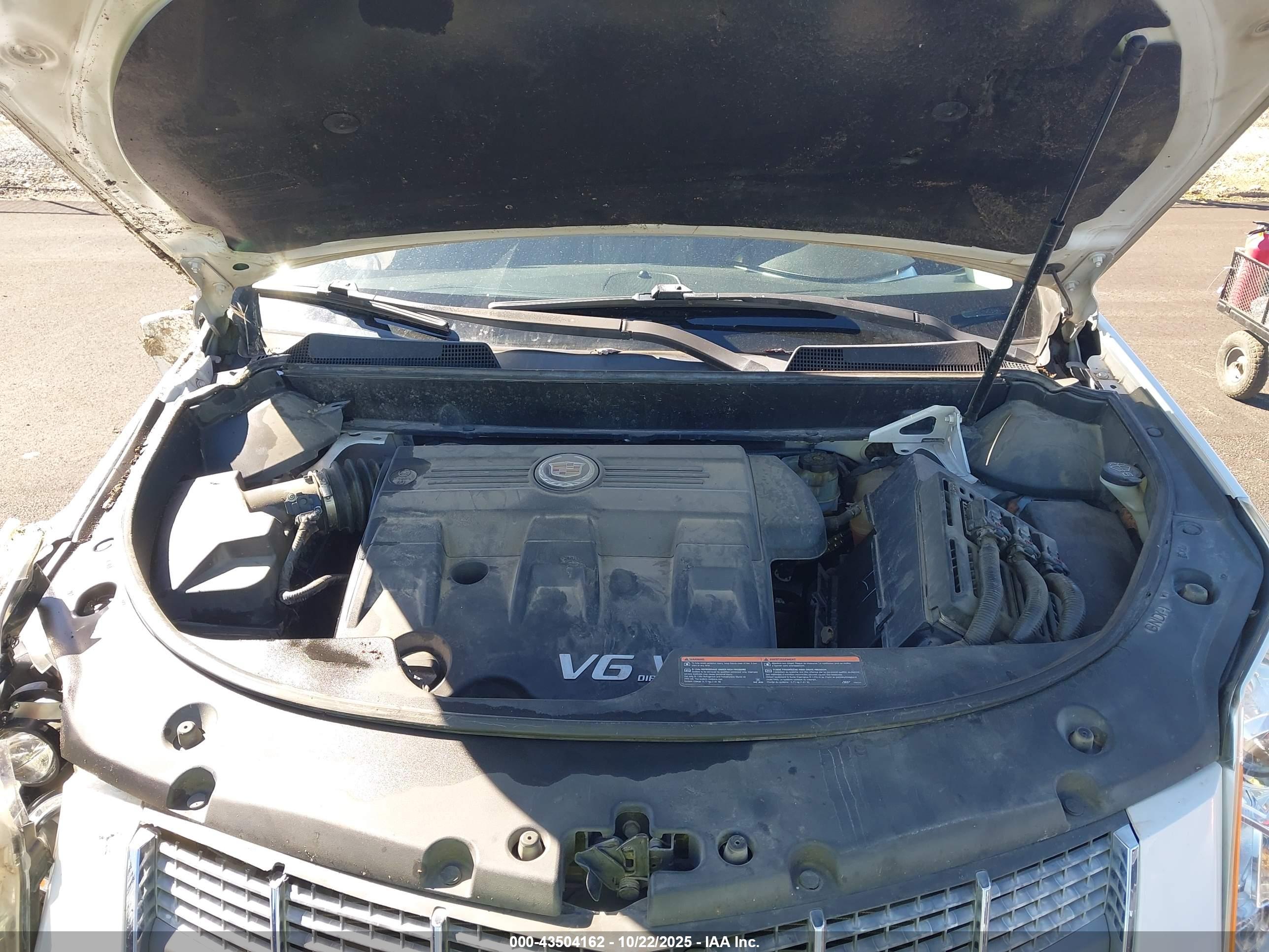 CADILLAC SRX image 10