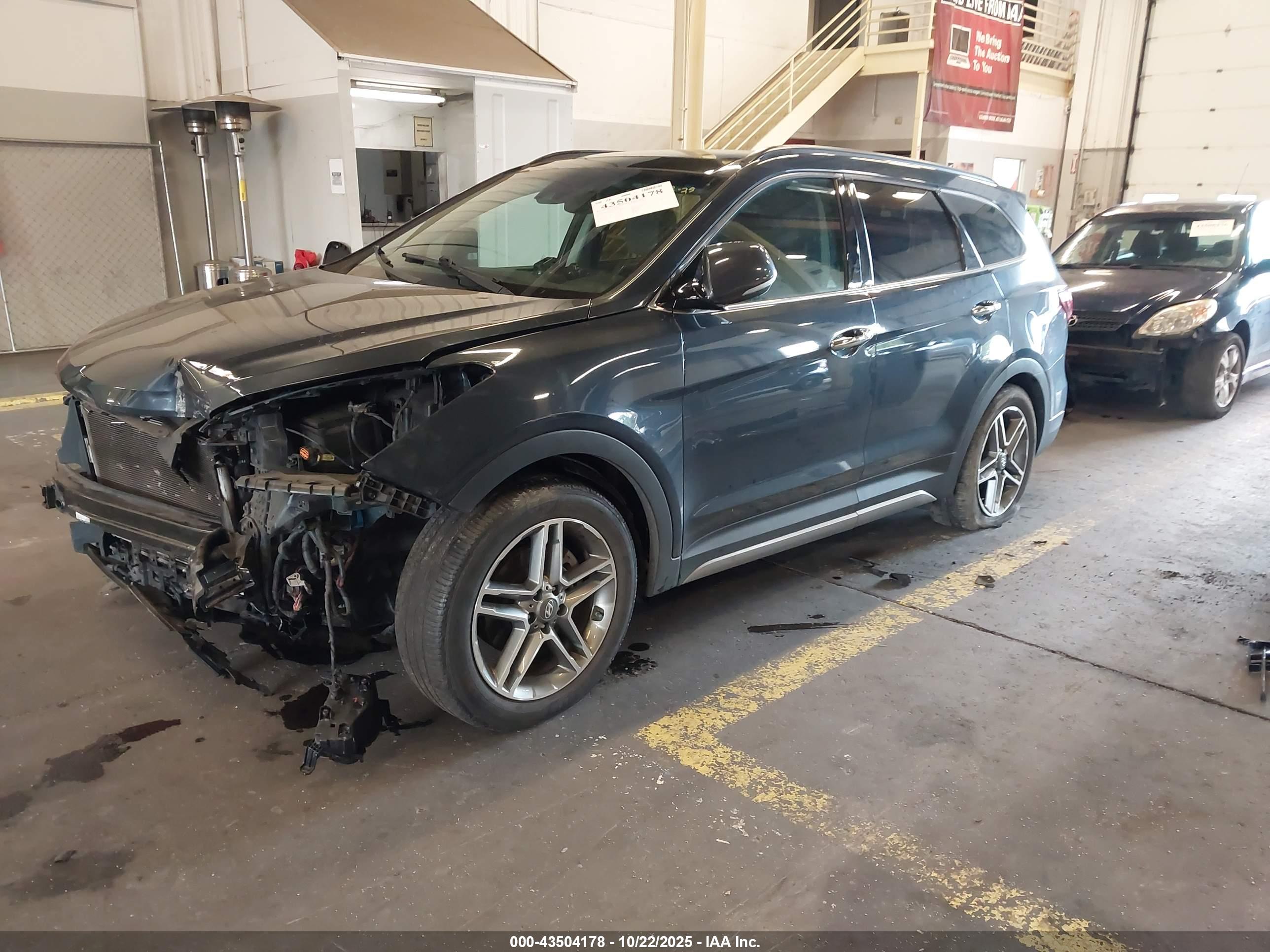 HYUNDAI SANTA image 2