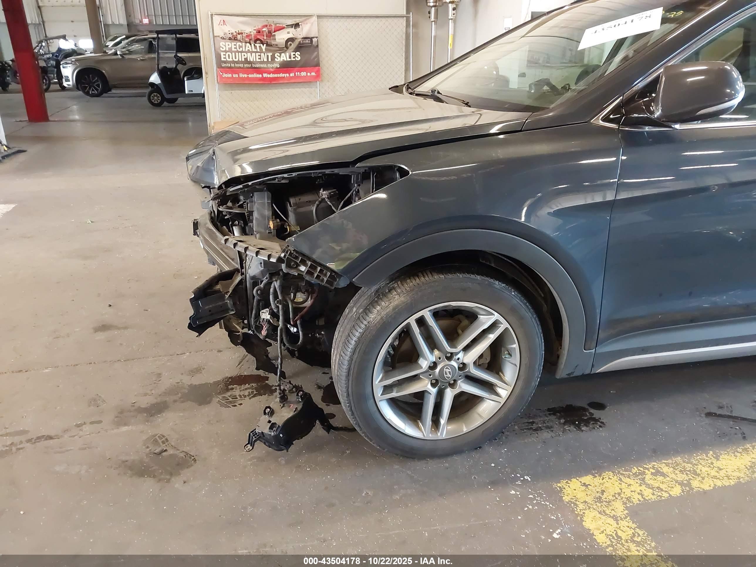 HYUNDAI SANTA image 6
