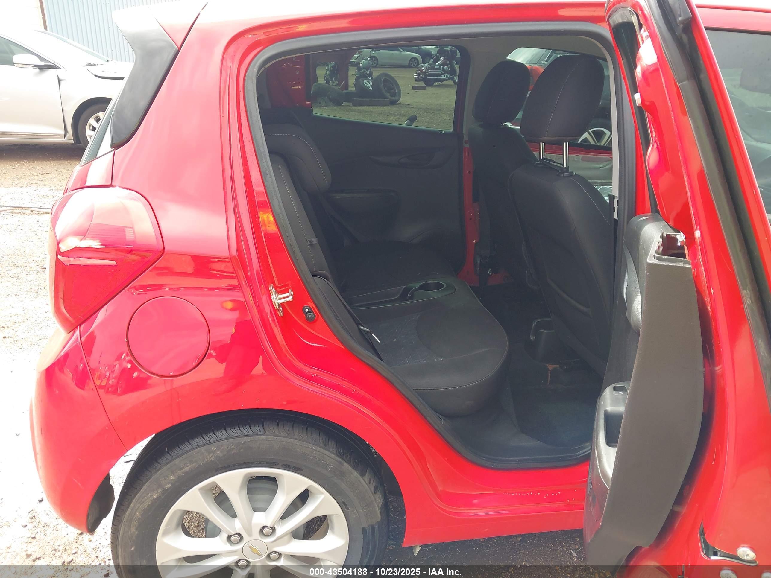 CHEVROLET SPARK image 8