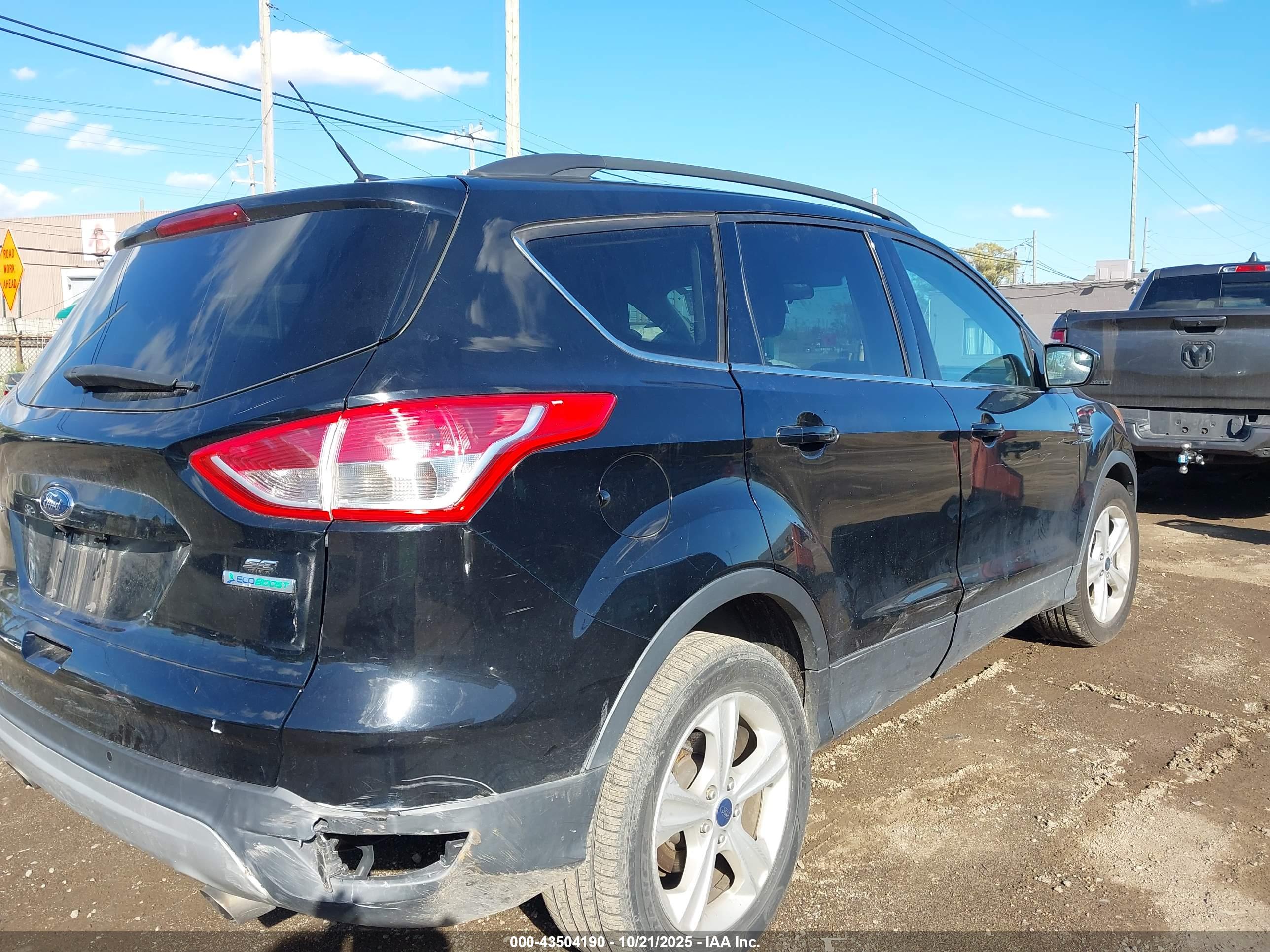 FORD ESCAPE image 6