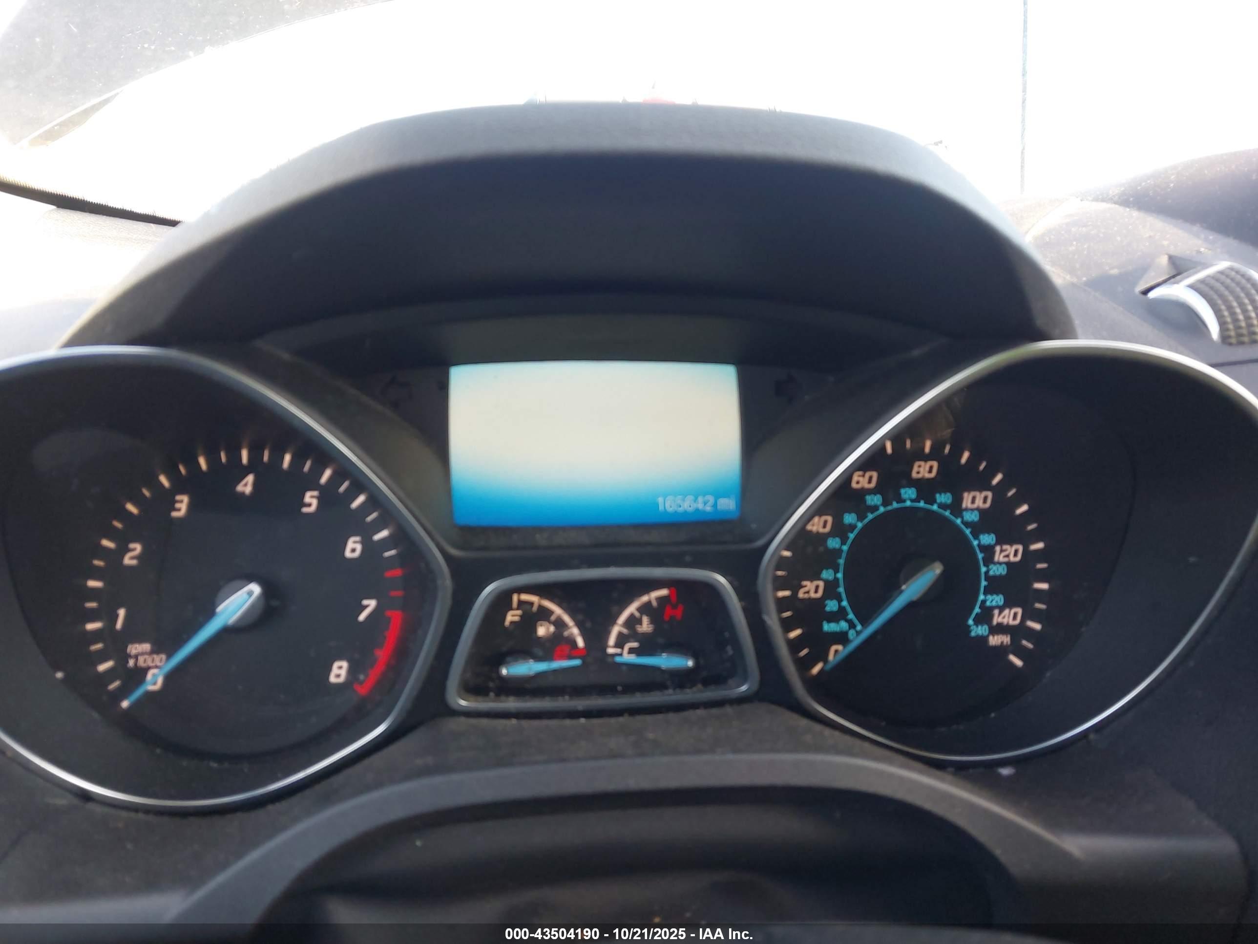 FORD ESCAPE image 7