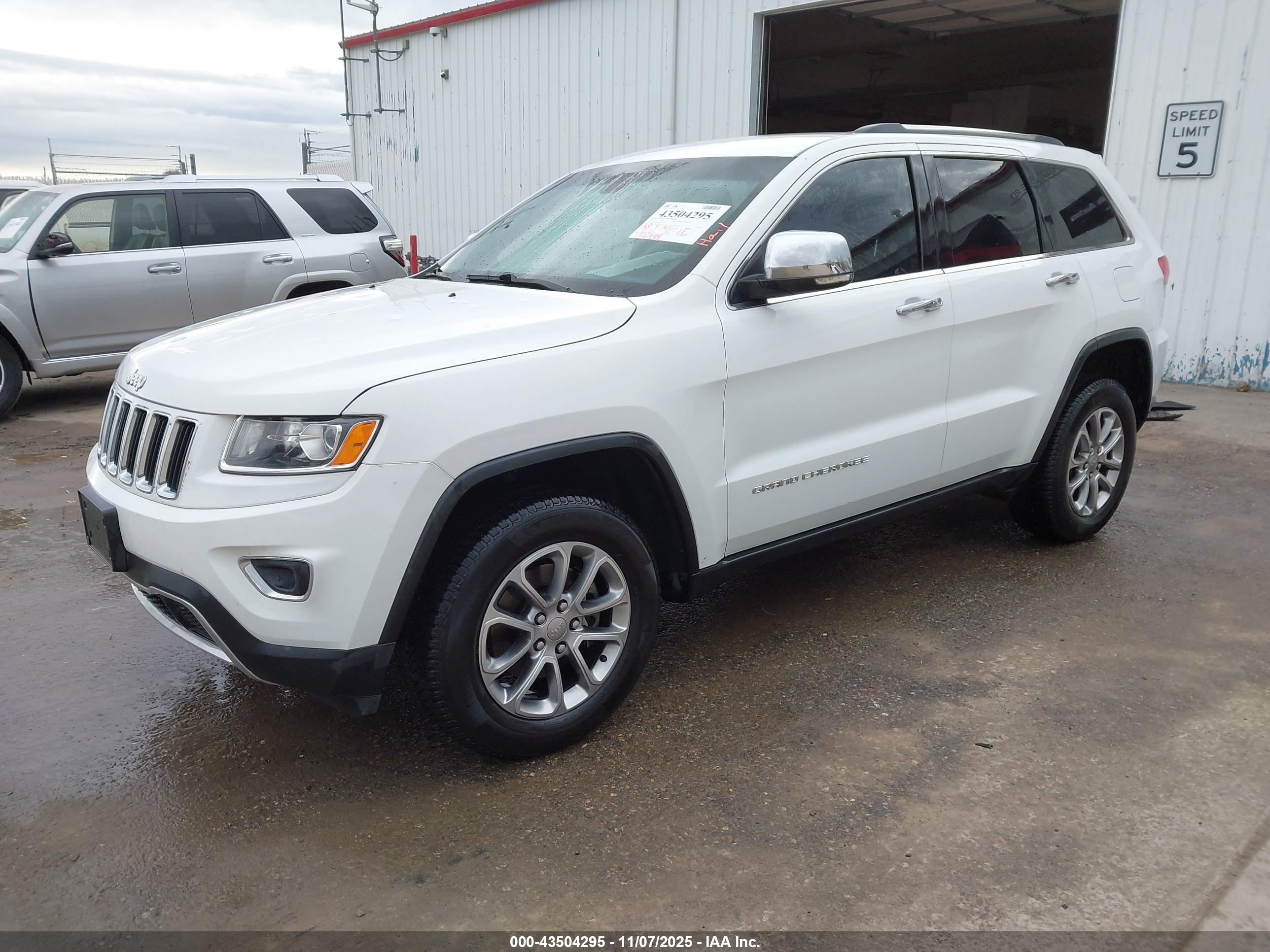 JEEP GRAND image 2
