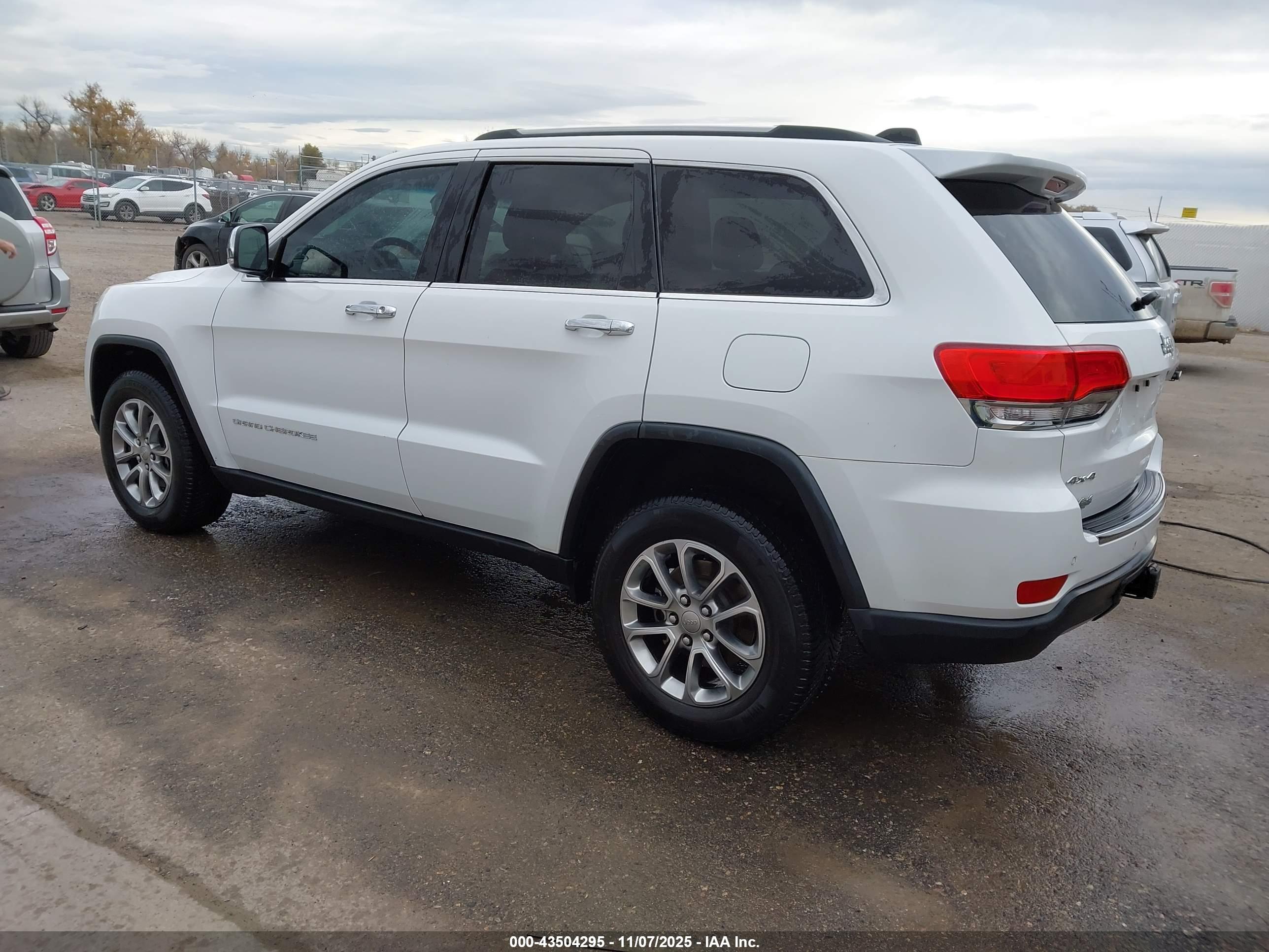JEEP GRAND image 3