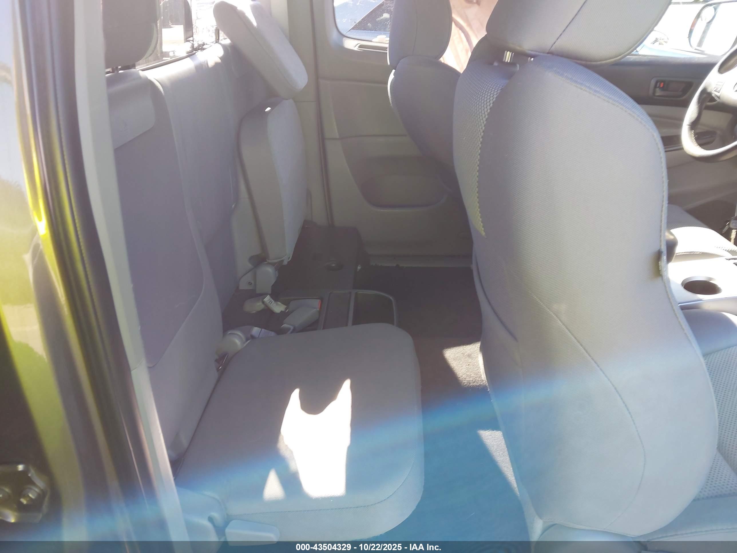TOYOTA TACOMA image 8