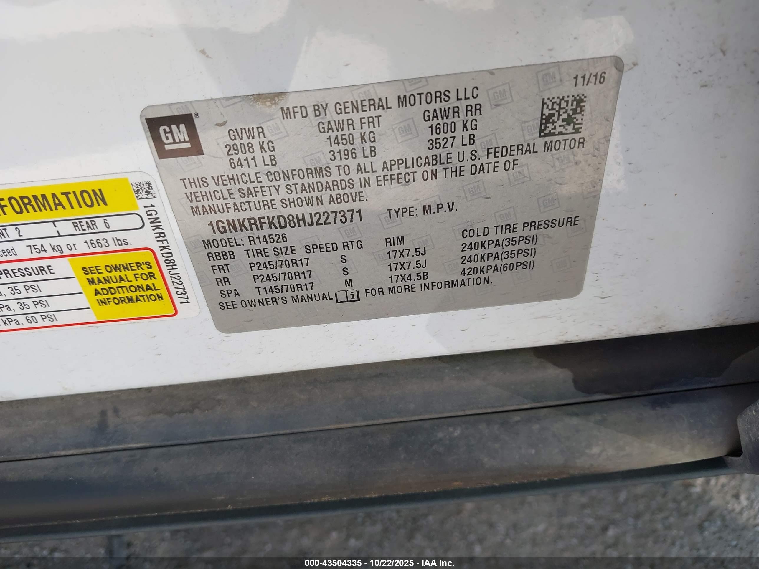 CHEVROLET TRAVERSE image 9