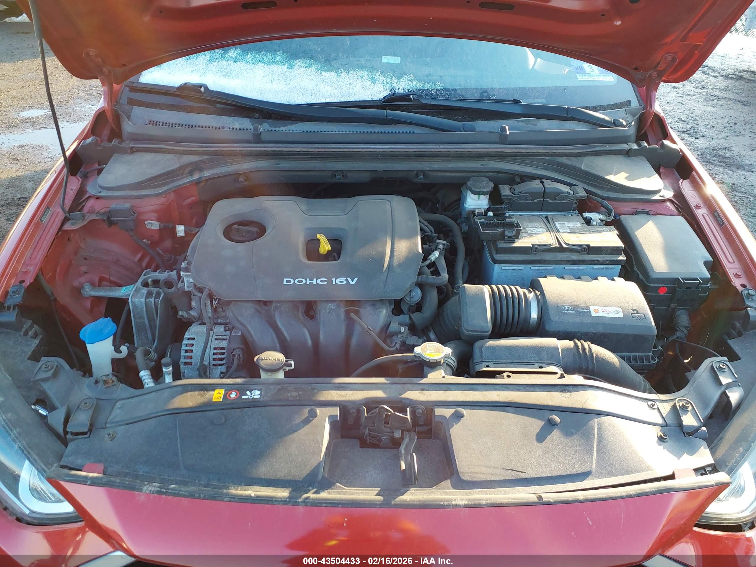 HYUNDAI ELANTRA image 10