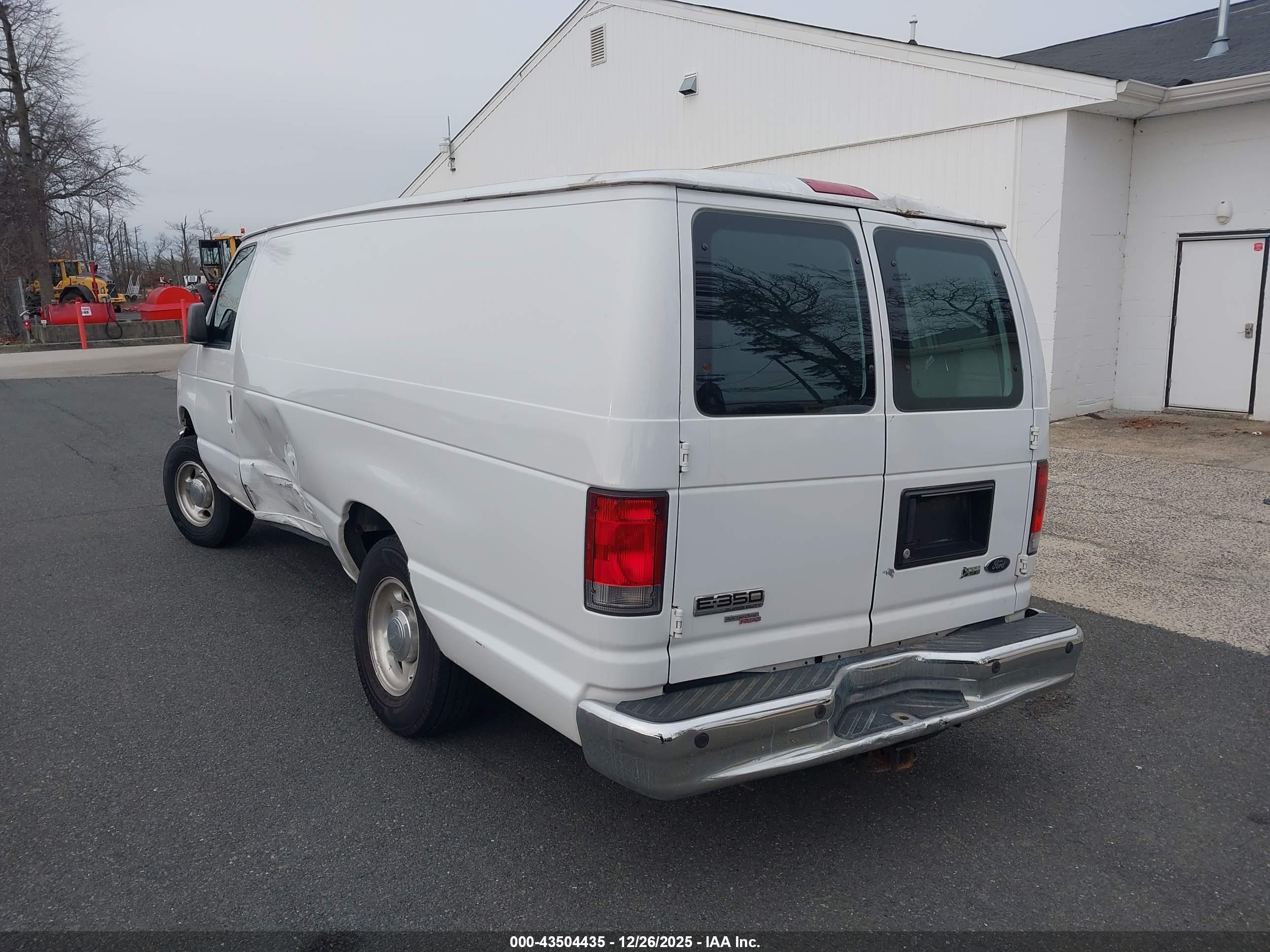 FORD E-350 image 3