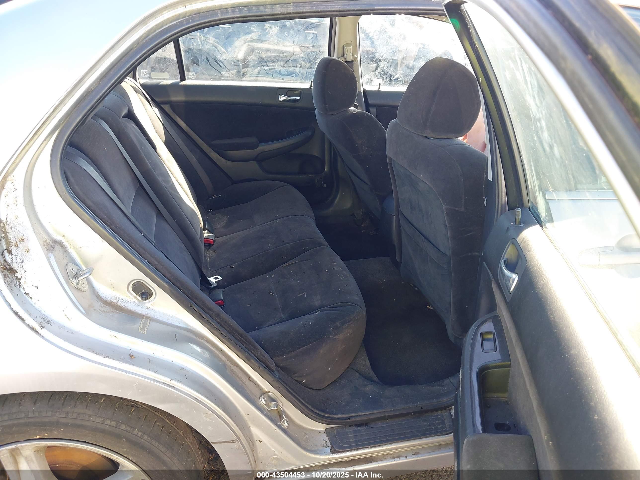 HONDA ACCORD image 8