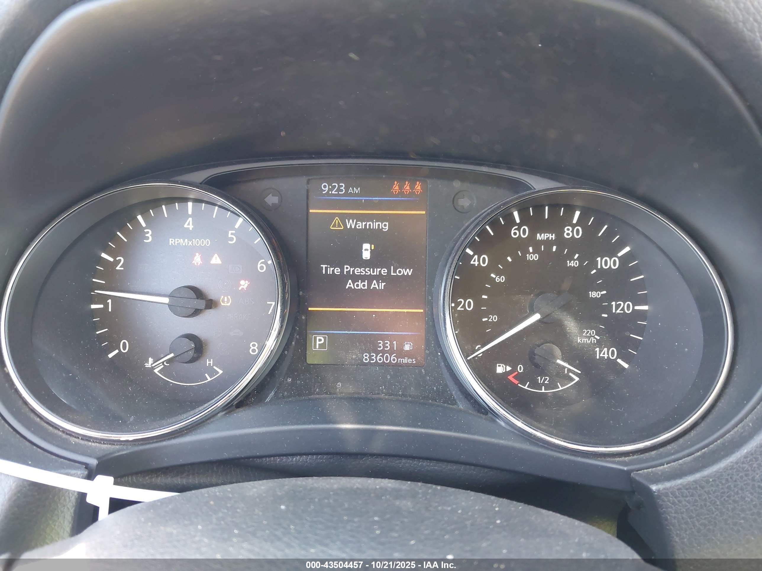 NISSAN ROGUE image 7